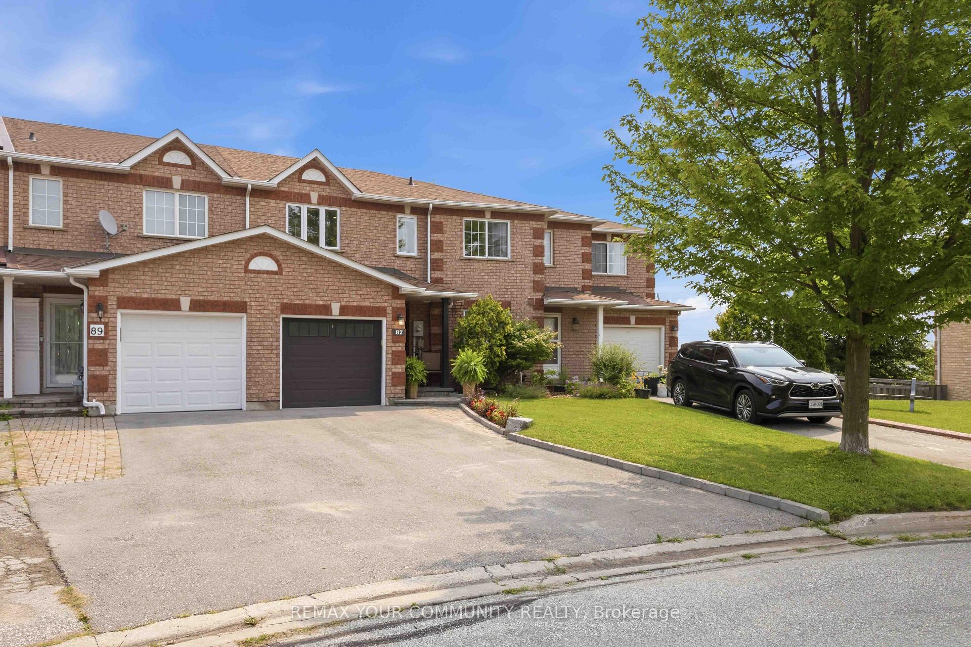 Photo 1 of 87 Lancaster Court, Georgina, Keswick South — HOMEH