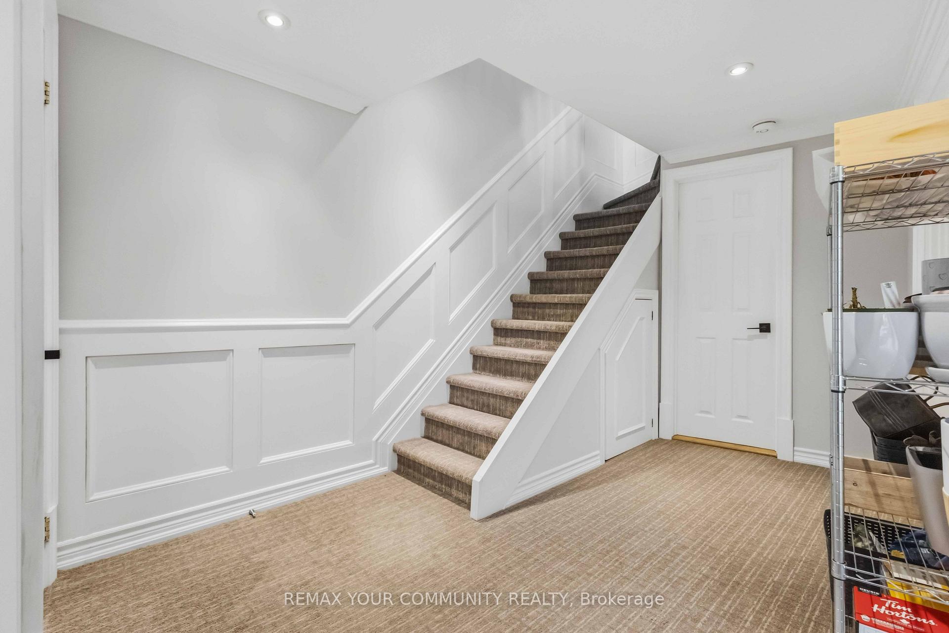 Photo 37 of 87 Lancaster Court, Georgina, Keswick South — HOMEH