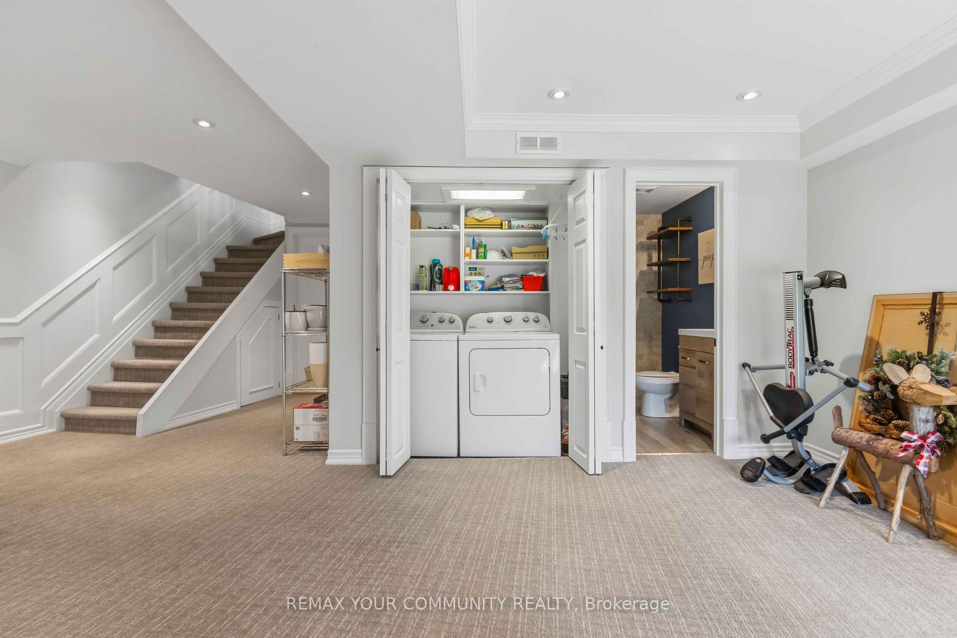 Photo 40 of 87 Lancaster Court, Georgina, Keswick South — HOMEH