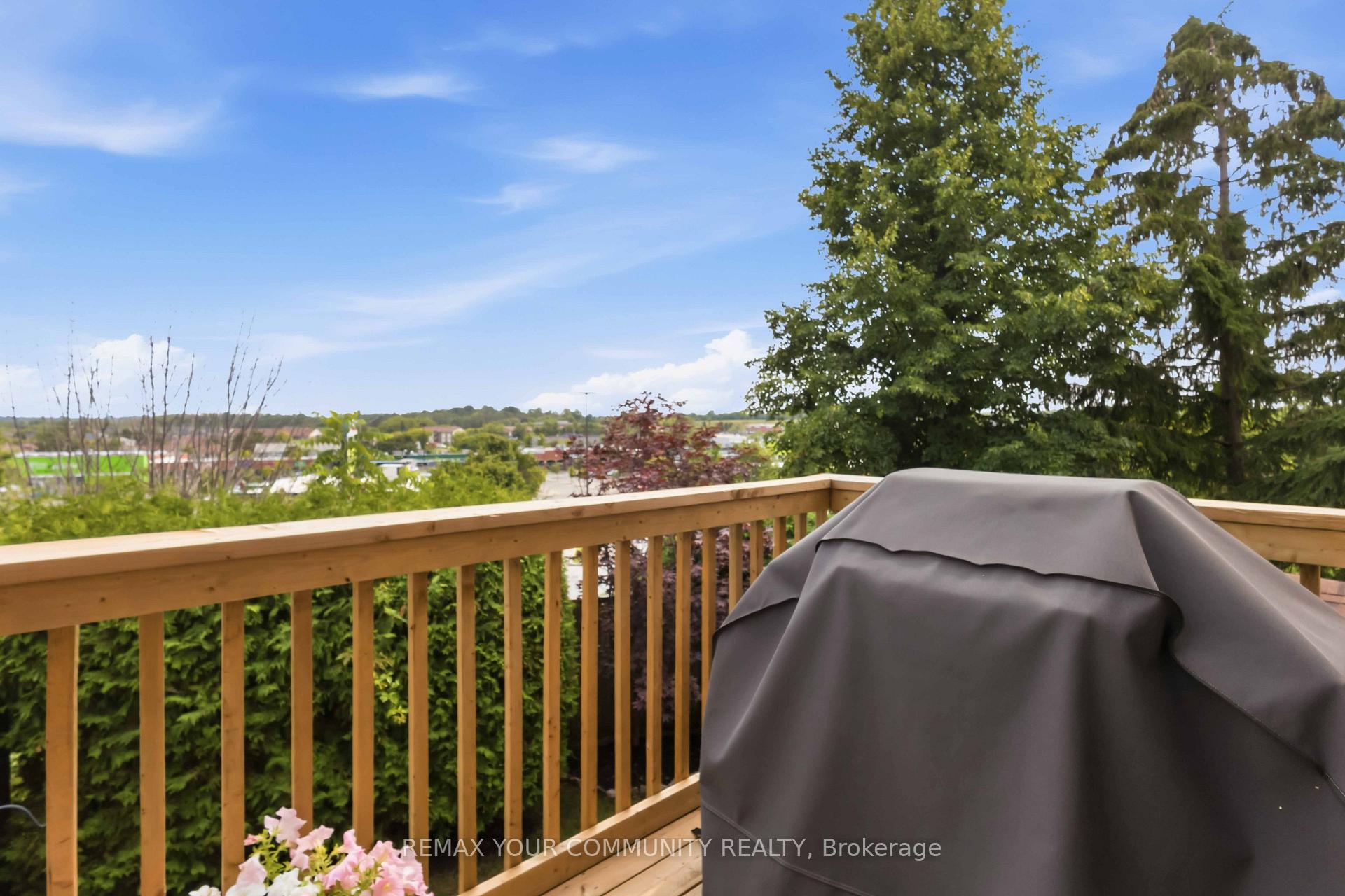 Photo 43 of 87 Lancaster Court, Georgina, Keswick South — HOMEH