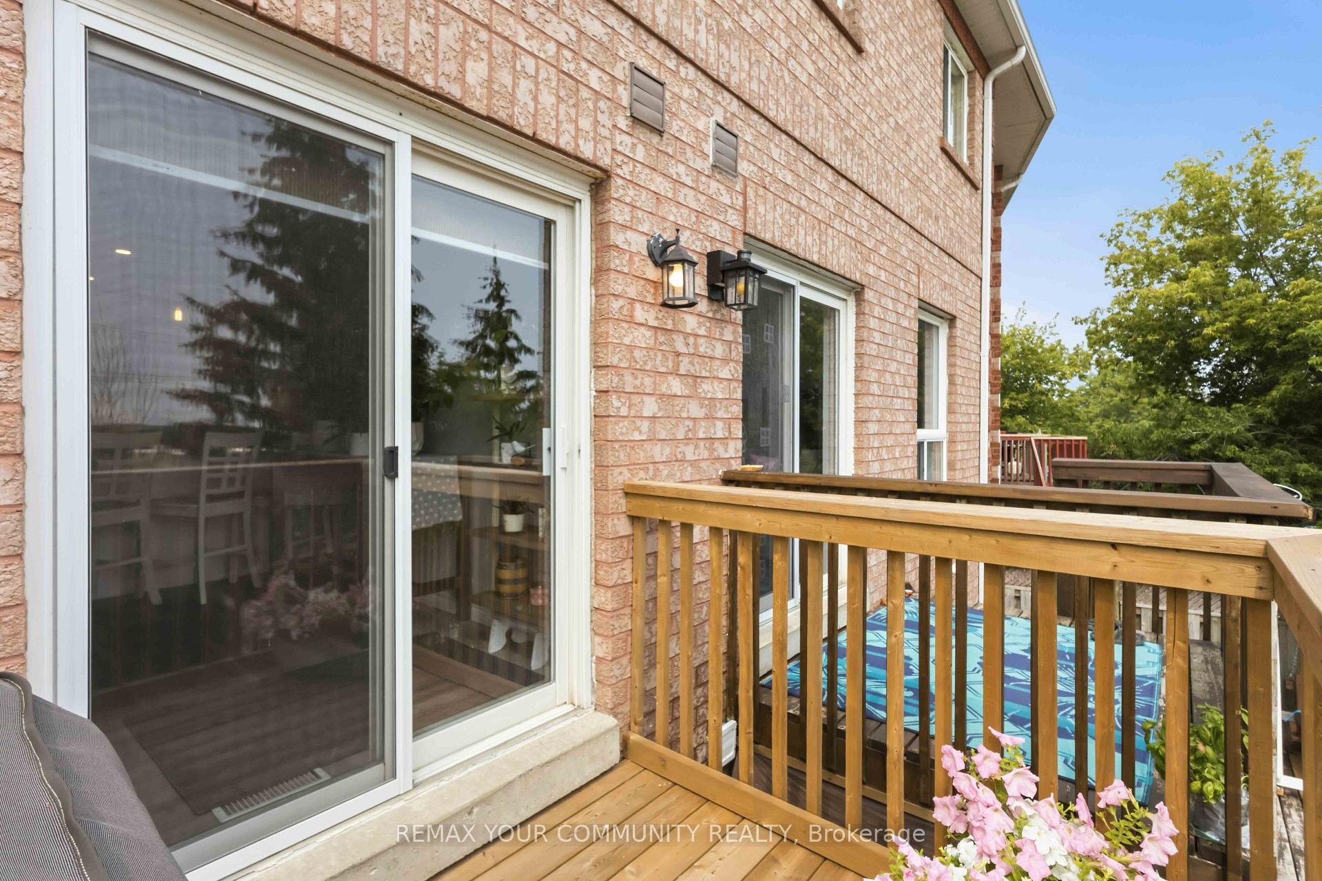 Photo 44 of 87 Lancaster Court, Georgina, Keswick South — HOMEH