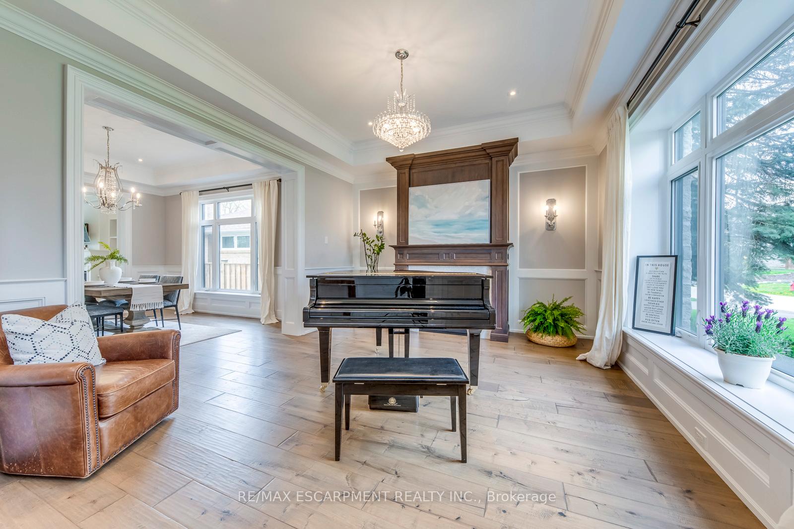 Photo 13 of 436 Willis Drive, Oakville, West — HOMEH