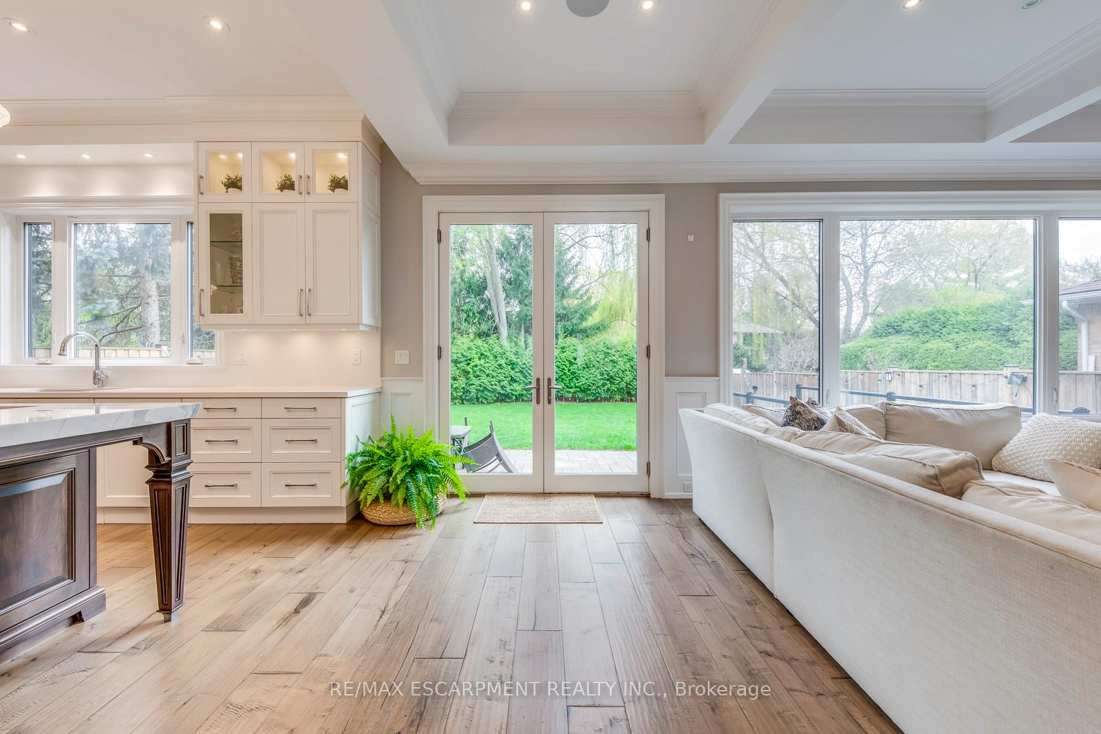 Photo 37 of 436 Willis Drive, Oakville, West — HOMEH