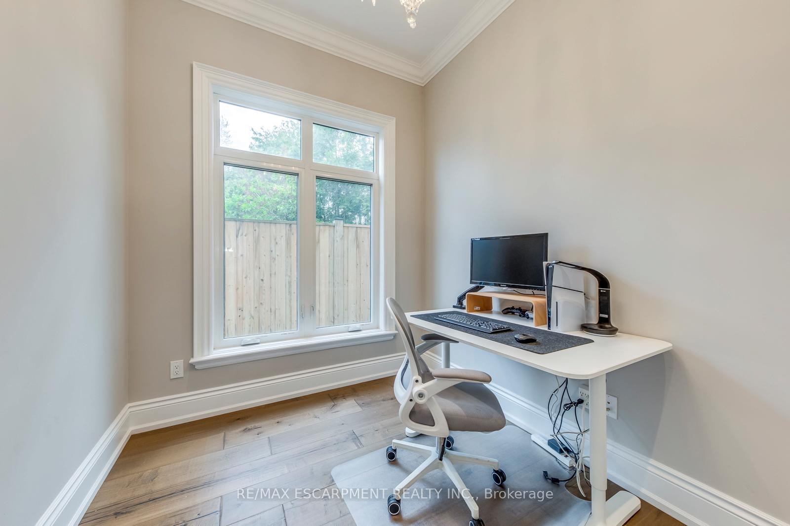 Photo 63 of 436 Willis Drive, Oakville, West — HOMEH