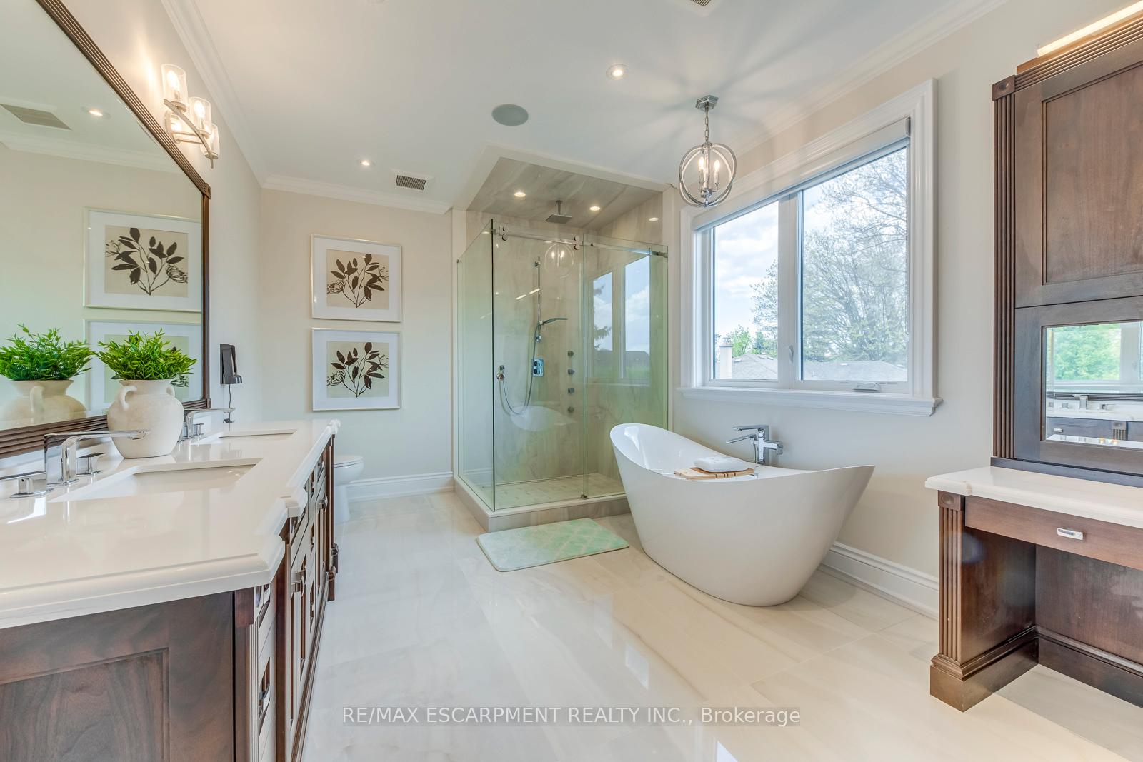 Photo 77 of 436 Willis Drive, Oakville, West — HOMEH