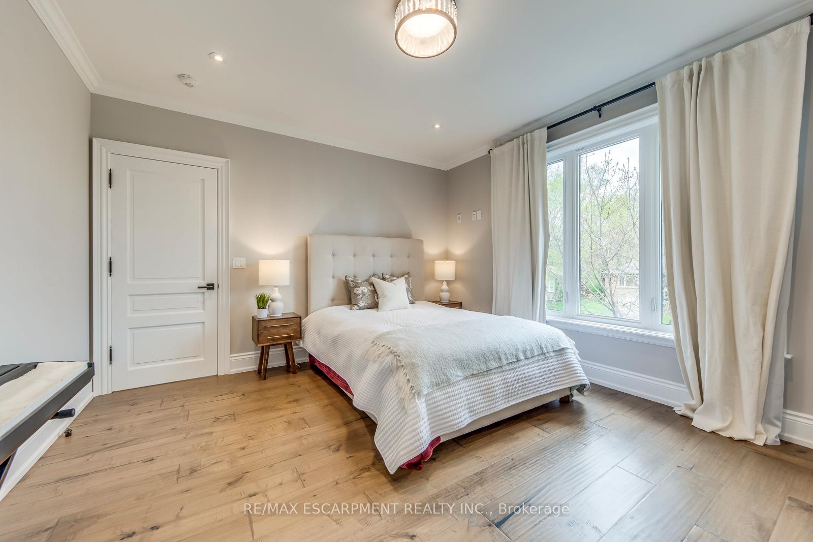 Photo 93 of 436 Willis Drive, Oakville, West — HOMEH