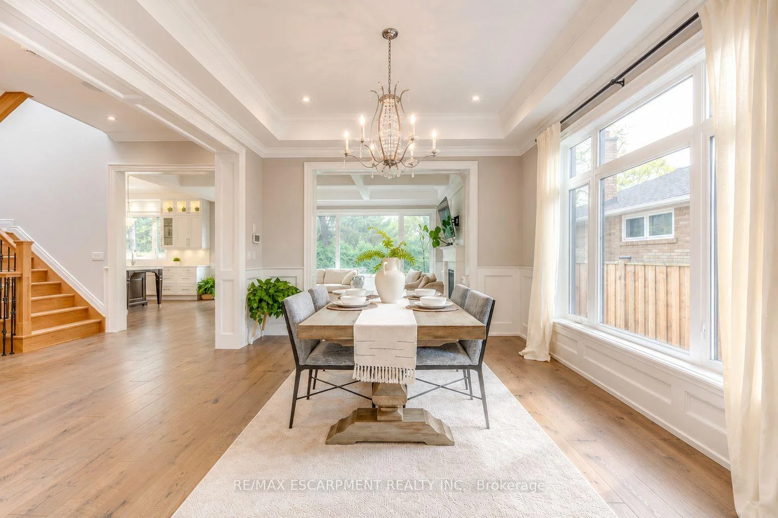 Photo 17 of 436 Willis Drive, Oakville, West — HOMEH