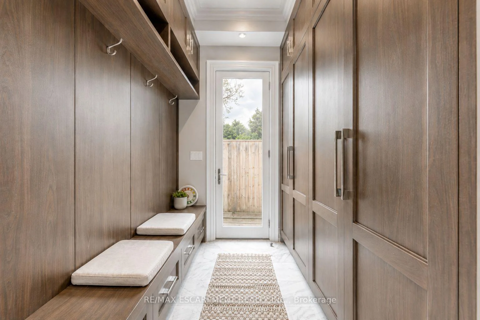 Photo 61 of 436 Willis Drive, Oakville, West — HOMEH