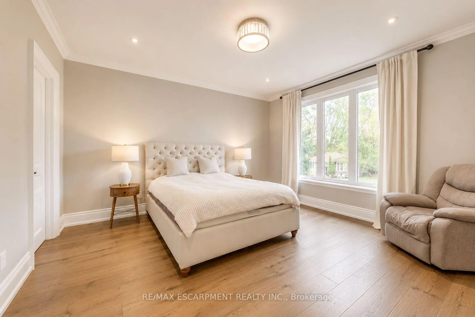 Photo 89 of 436 Willis Drive, Oakville, West — HOMEH