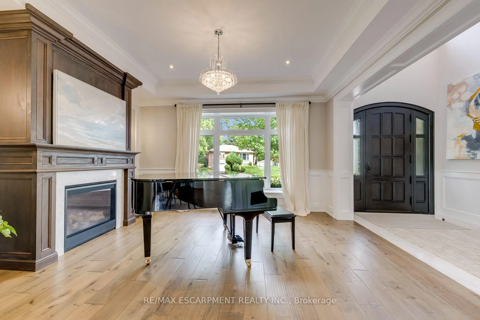 Photo 9 of 436 Willis Drive, Oakville, West — HOMEH