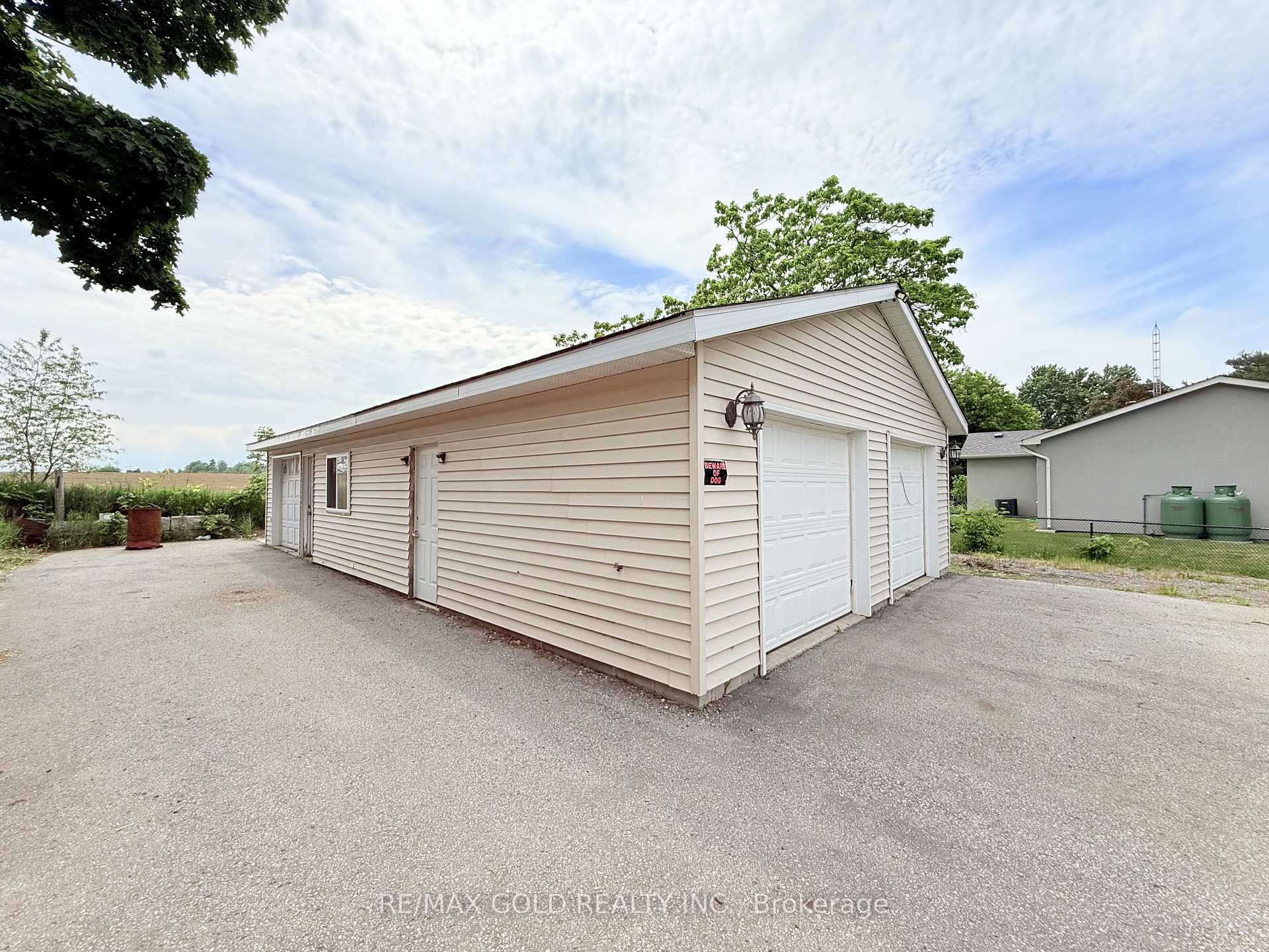 Photo 38 of 9456 Eighth Line, Halton Hills, Rural Halton Hills — HOMEH