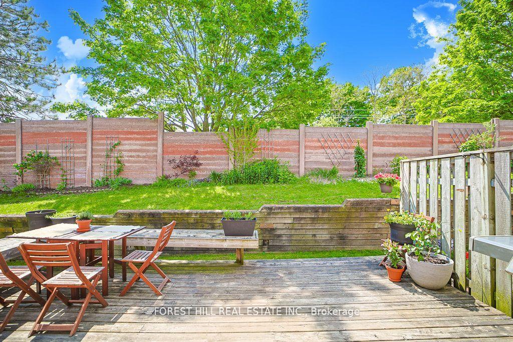 Photo 24 of Unit 15, 523 Beechwood Drive, Waterloo, Westvale — HOMEH