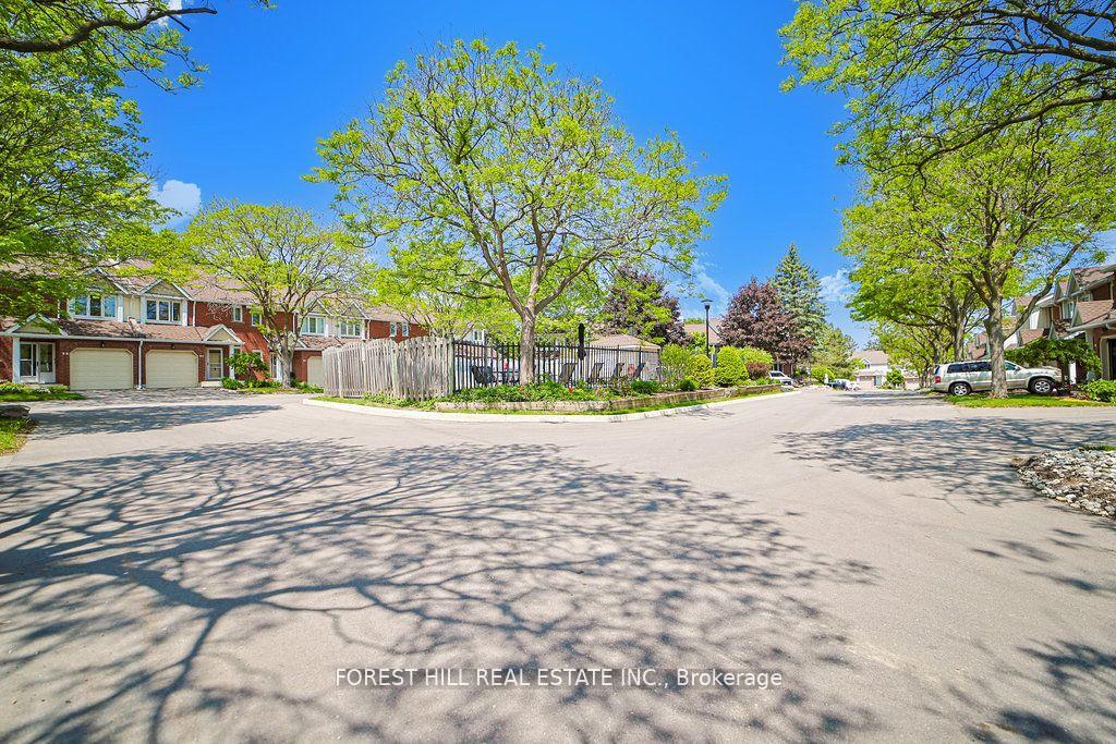 Photo 28 of Unit 15, 523 Beechwood Drive, Waterloo, Westvale — HOMEH
