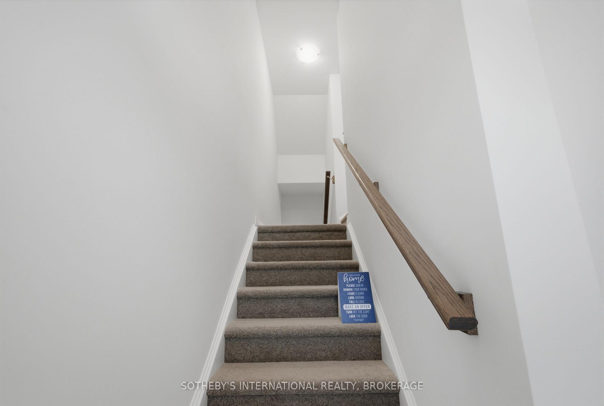Photo 3 of 19A Bingham Road, Hamilton, McQuesten — HOMEH