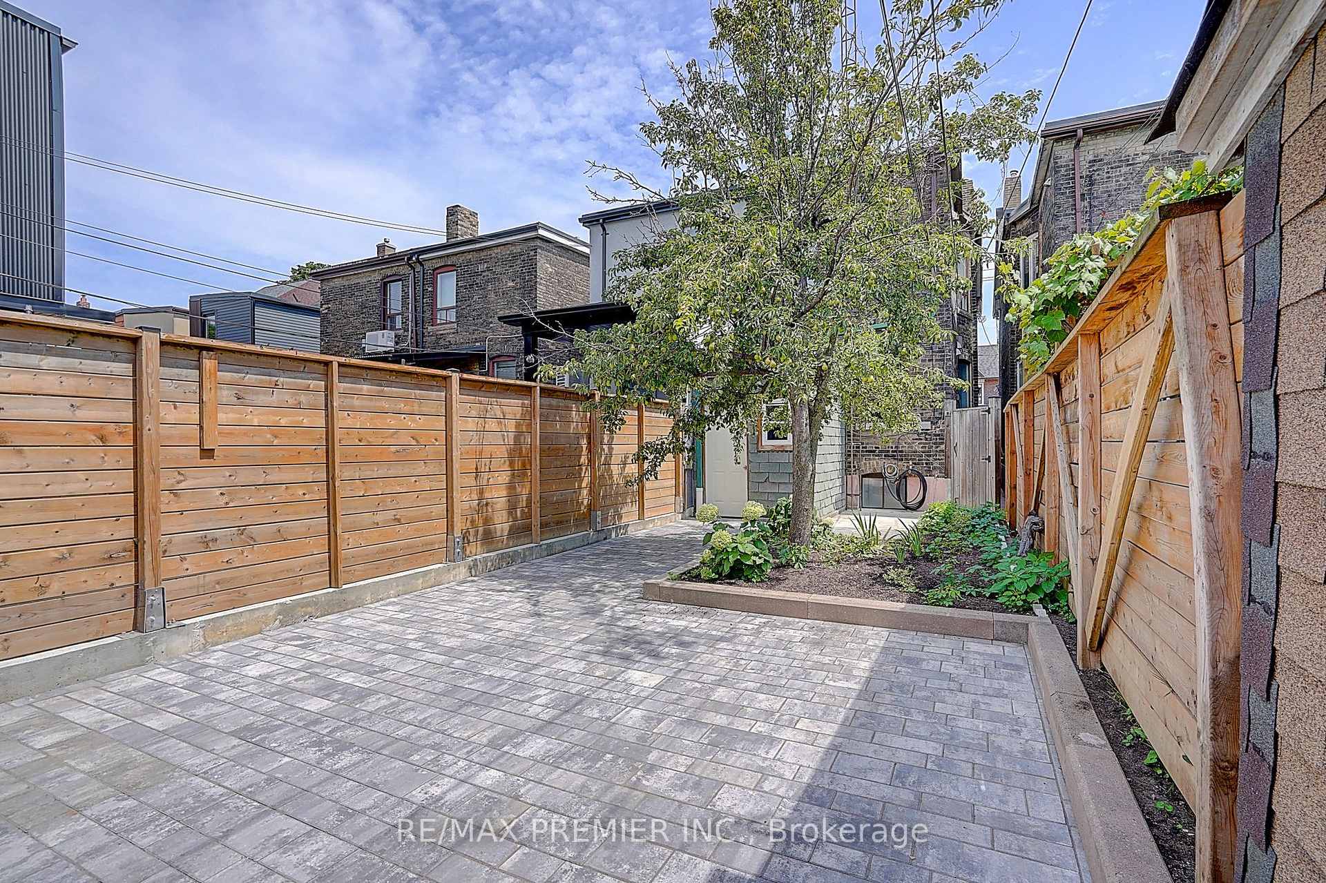 Photo 12 of 72 Symington Avenue, Toronto, Dovercourt-Wallace Emerson-Junction — HOMEH