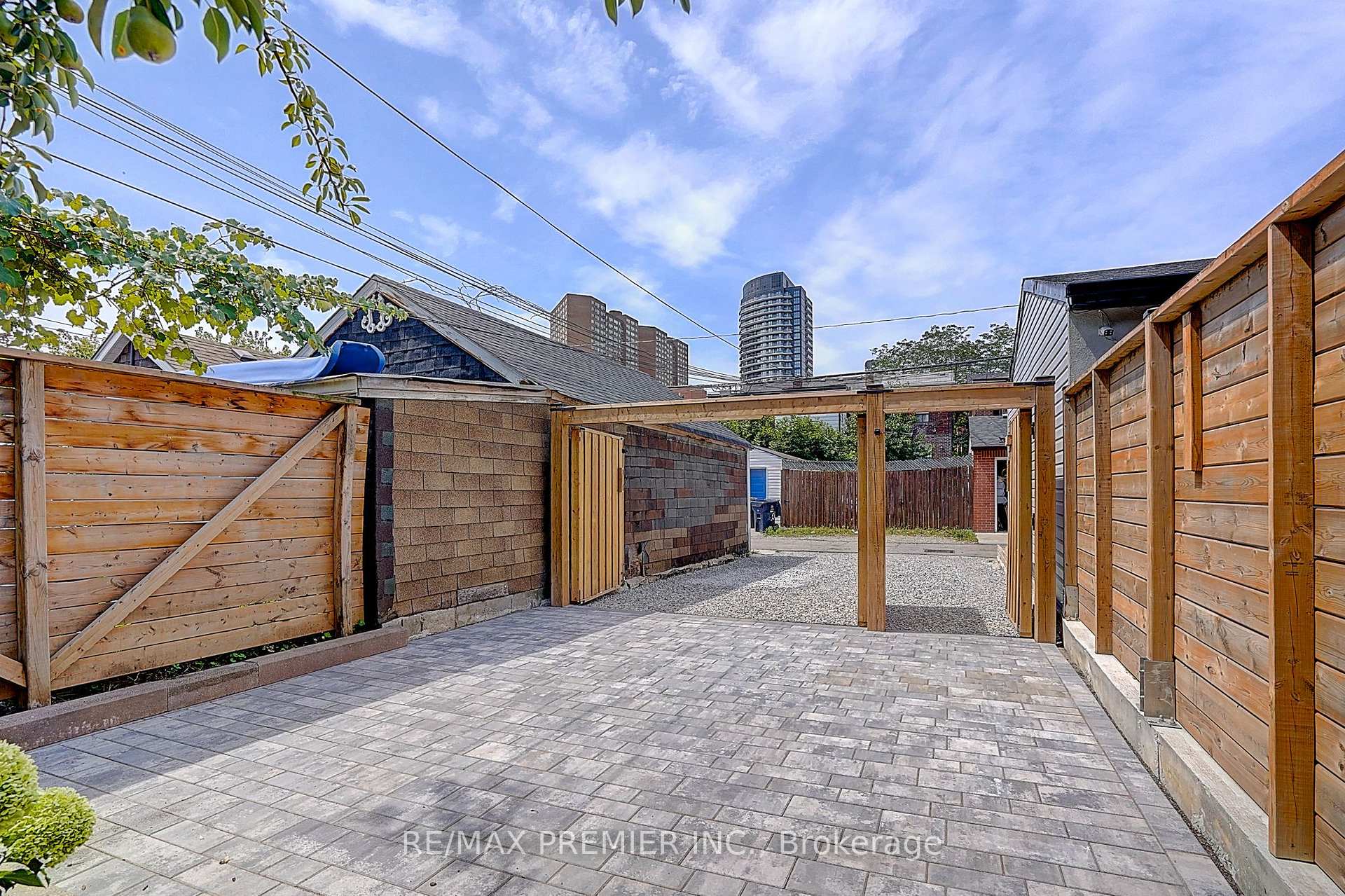 Photo 14 of 72 Symington Avenue, Toronto, Dovercourt-Wallace Emerson-Junction — HOMEH