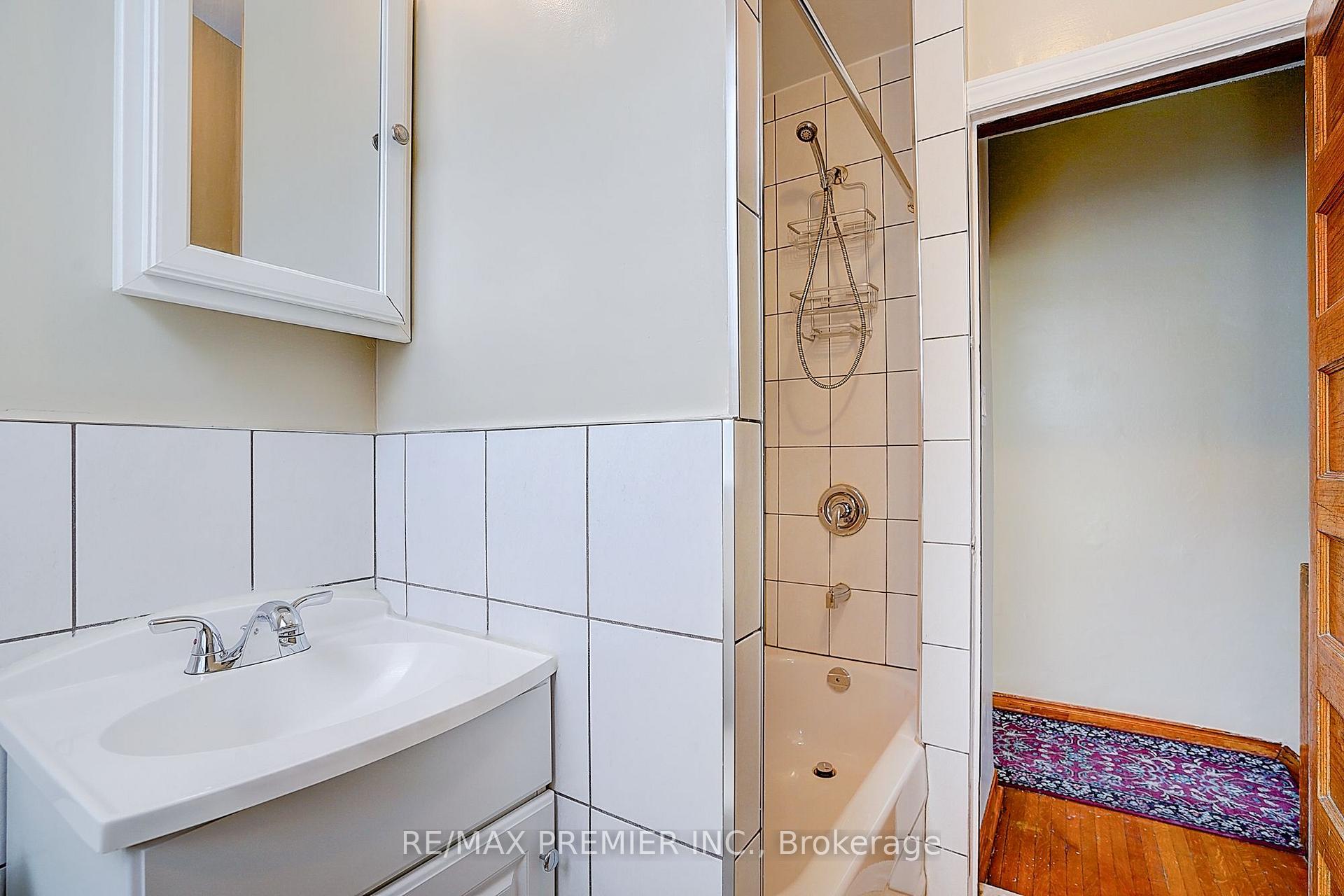 Photo 42 of 72 Symington Avenue, Toronto, Dovercourt-Wallace Emerson-Junction — HOMEH