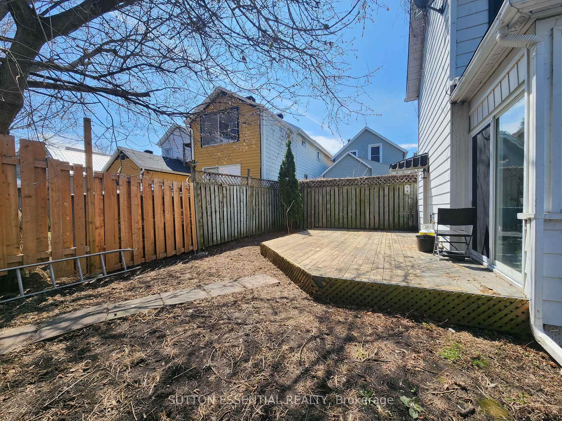 Photo 23 of 47 Pearl Street E, Brockville, Brockville — HOMEH