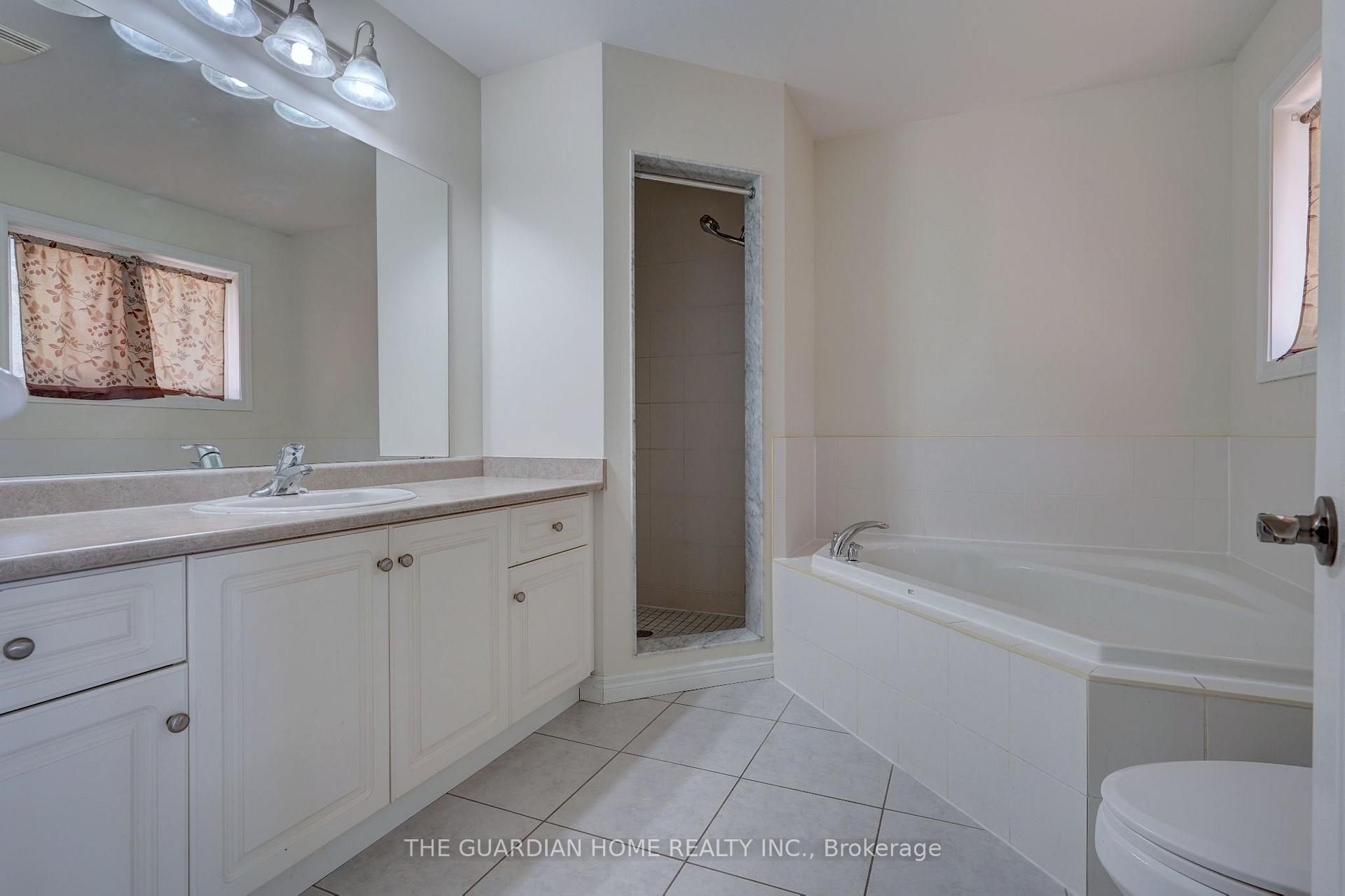 Photo 18 of 20 Barkwin Drive, Etobicoke, Thistletown-Beaumonde Heights — HOMEH