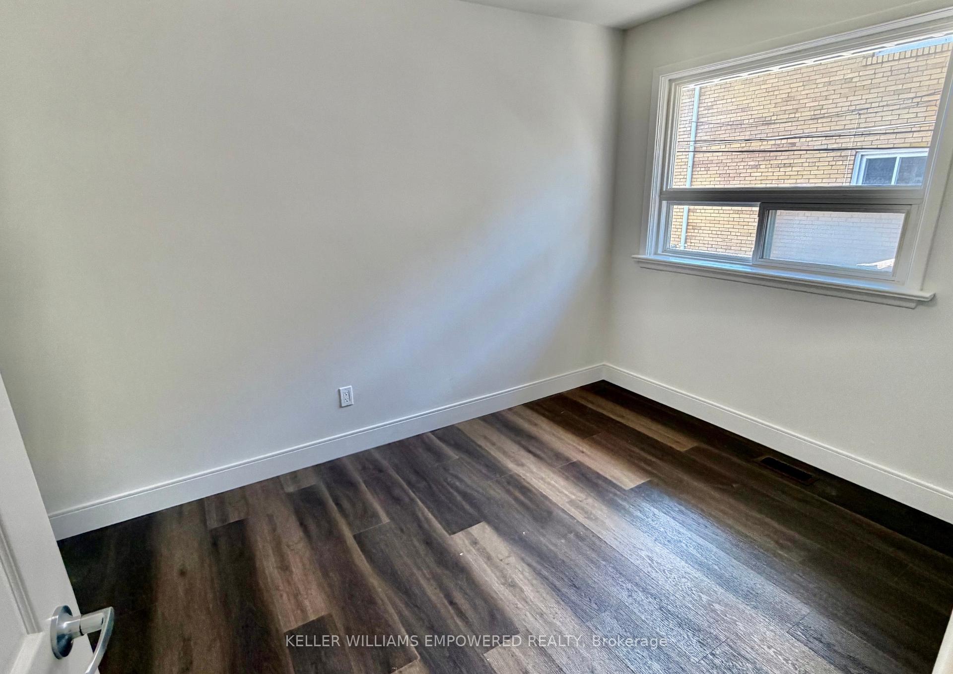 Photo 13 of Unit Main, 98 Painted Post Drive, Scarborough, Woburn — HOMEH