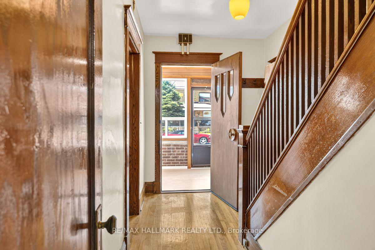 Photo 6 of 511 Northcliffe Boulevard, Toronto, Oakwood Village — HOMEH