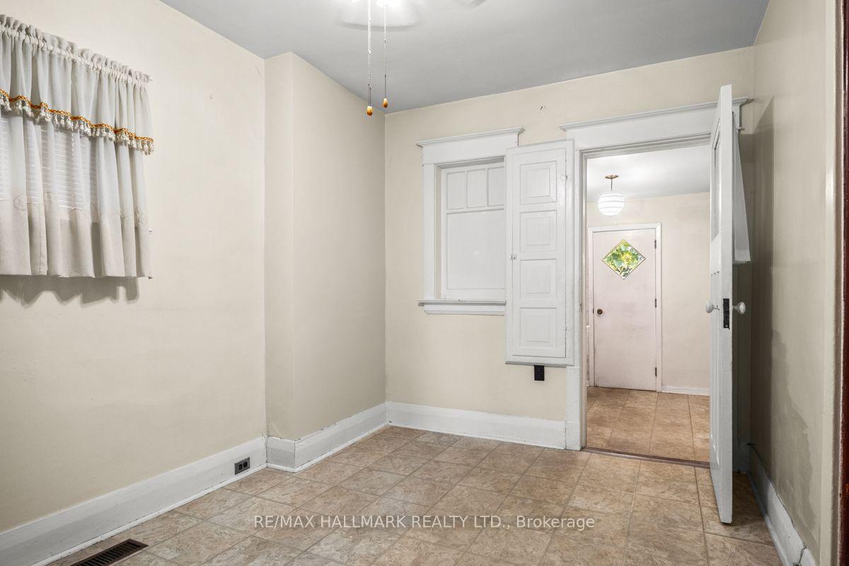 Photo 13 of 511 Northcliffe Boulevard, Toronto, Oakwood Village — HOMEH