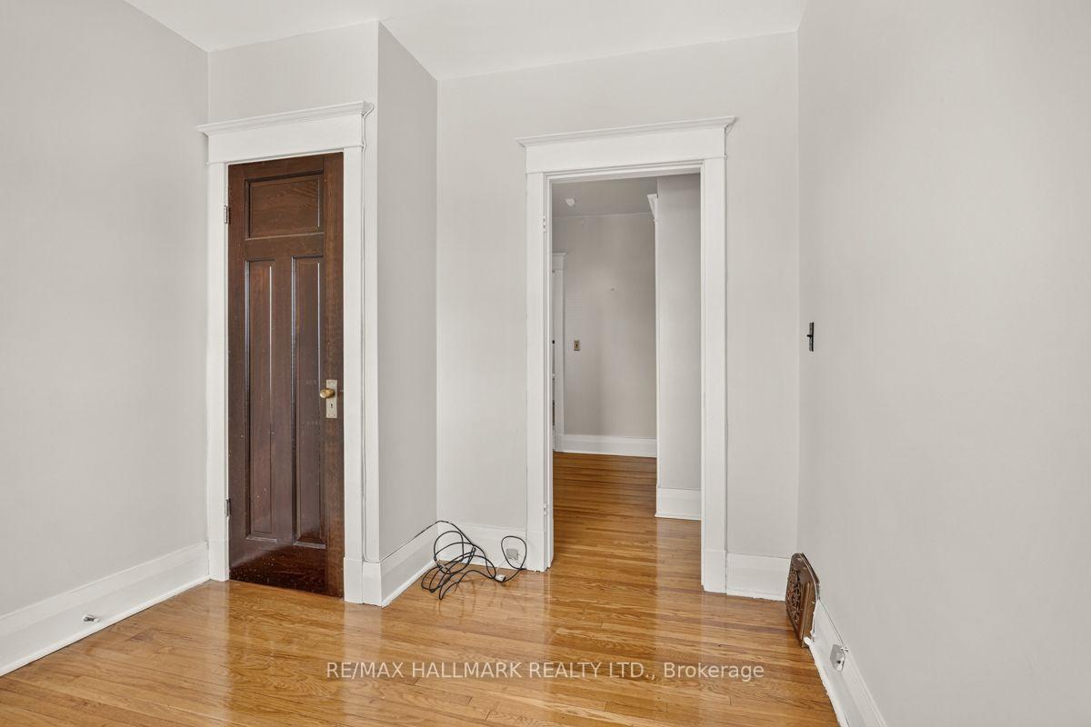 Photo 22 of 511 Northcliffe Boulevard, Toronto, Oakwood Village — HOMEH