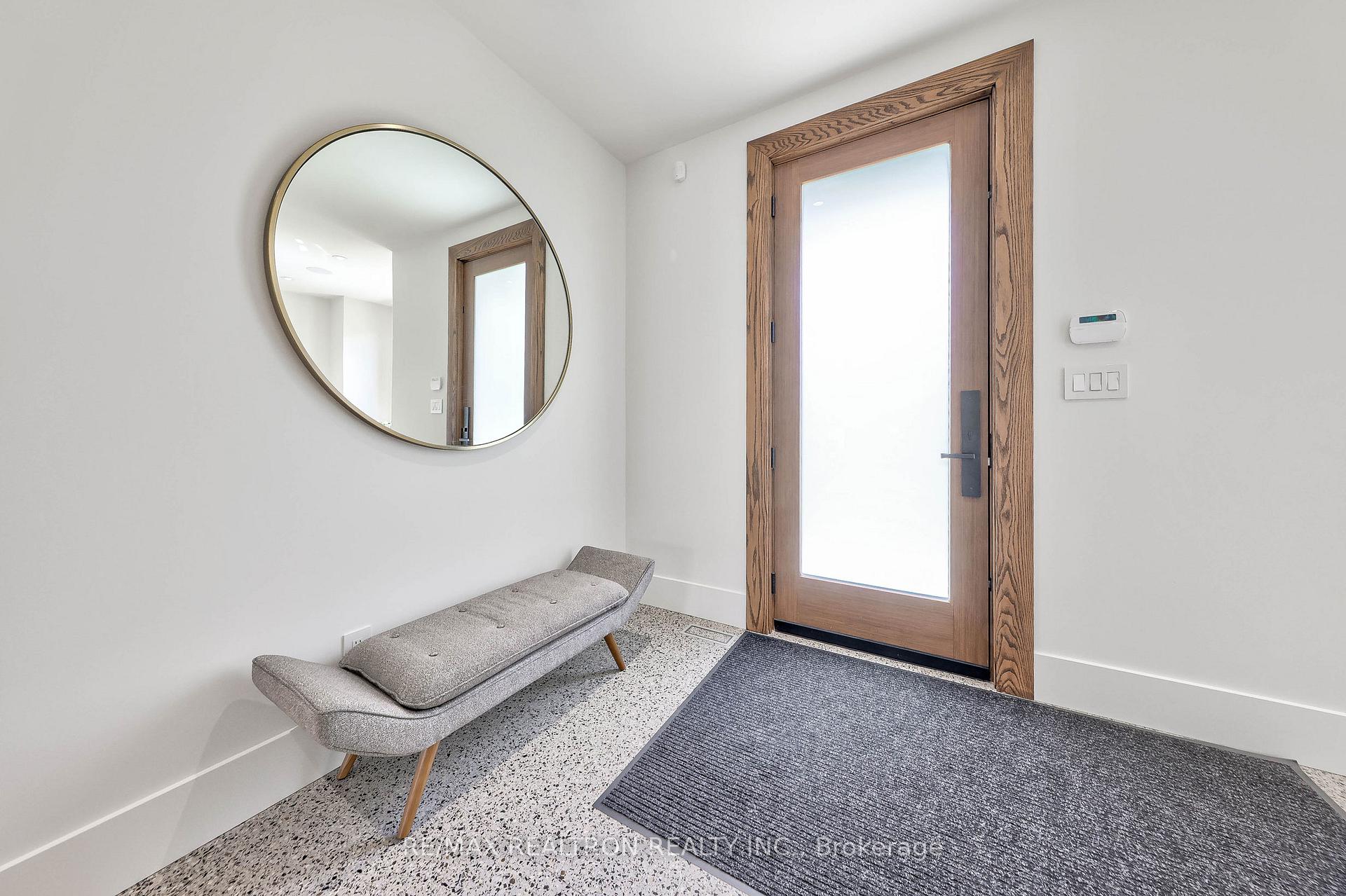 Photo 3 of 308 Ridley Boulevard, North York, Lansing-Westgate — HOMEH