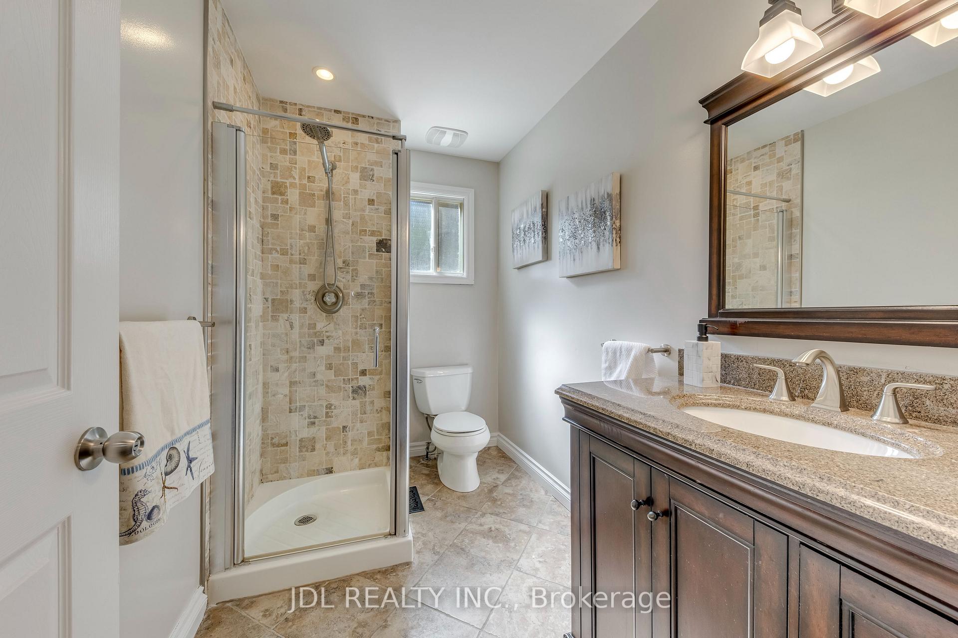 Photo 39 of 323 Warminster Drive S, Oakville, West — HOMEH