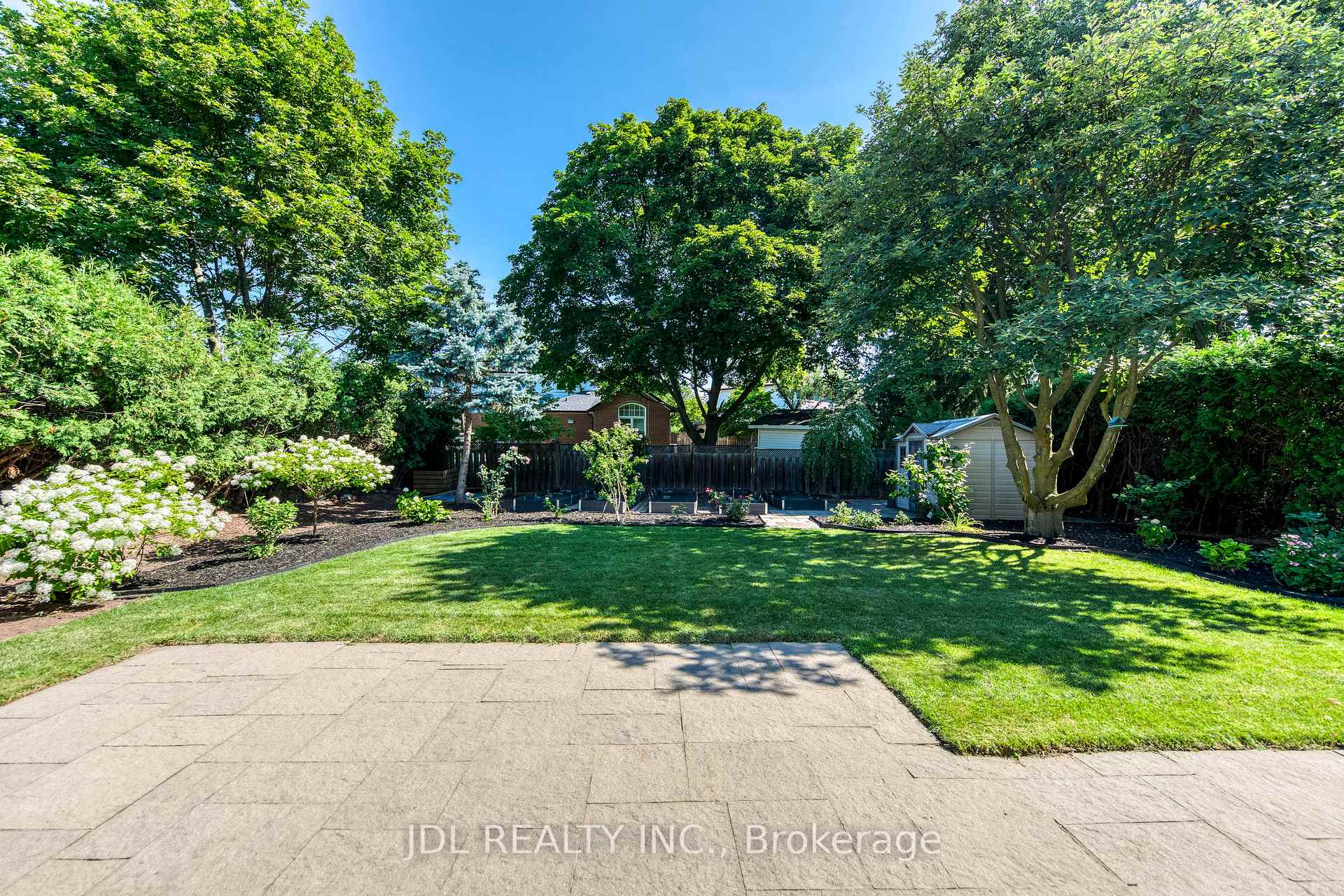 Photo 45 of 323 Warminster Drive S, Oakville, West — HOMEH