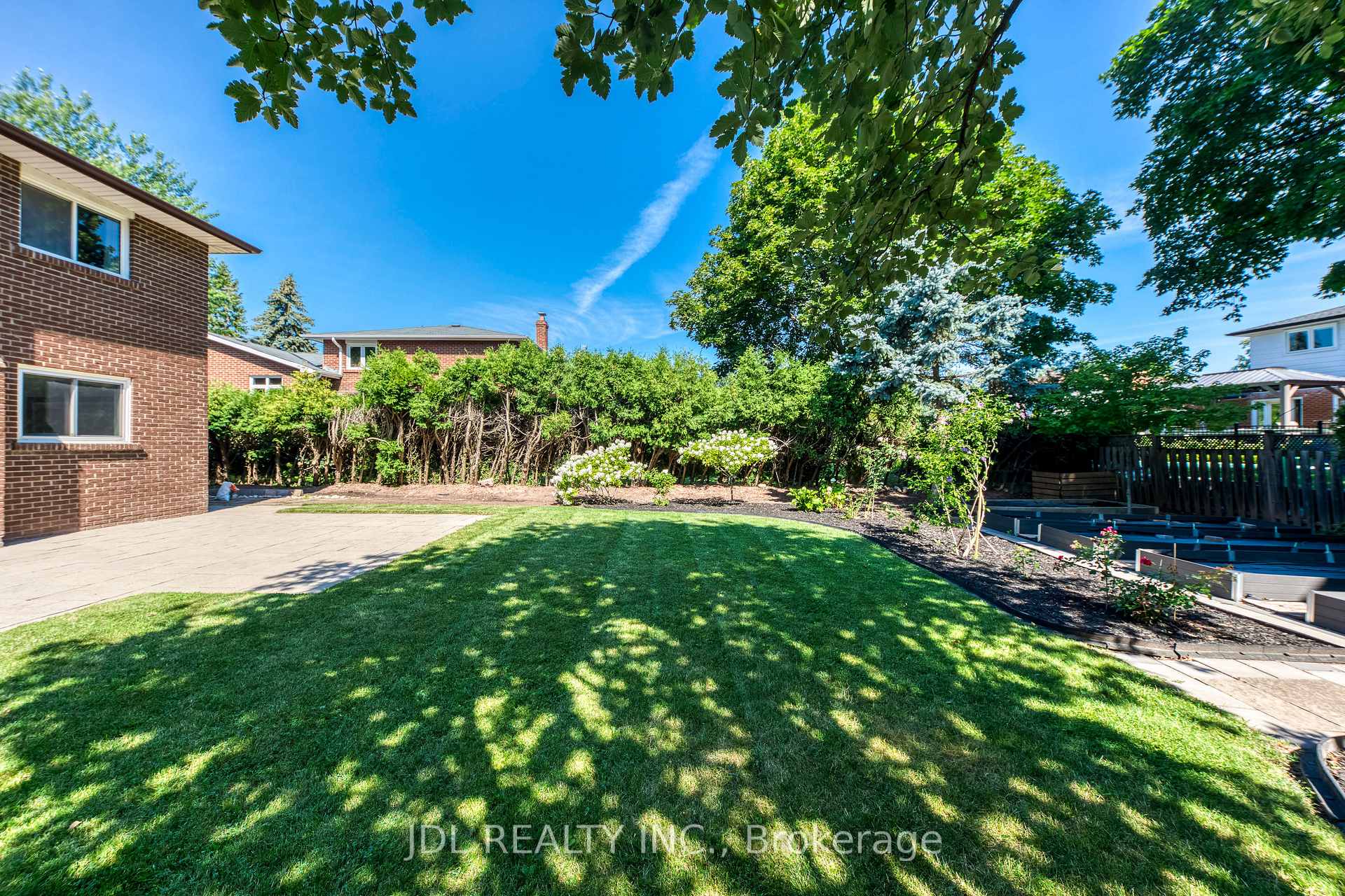 Photo 46 of 323 Warminster Drive S, Oakville, West — HOMEH