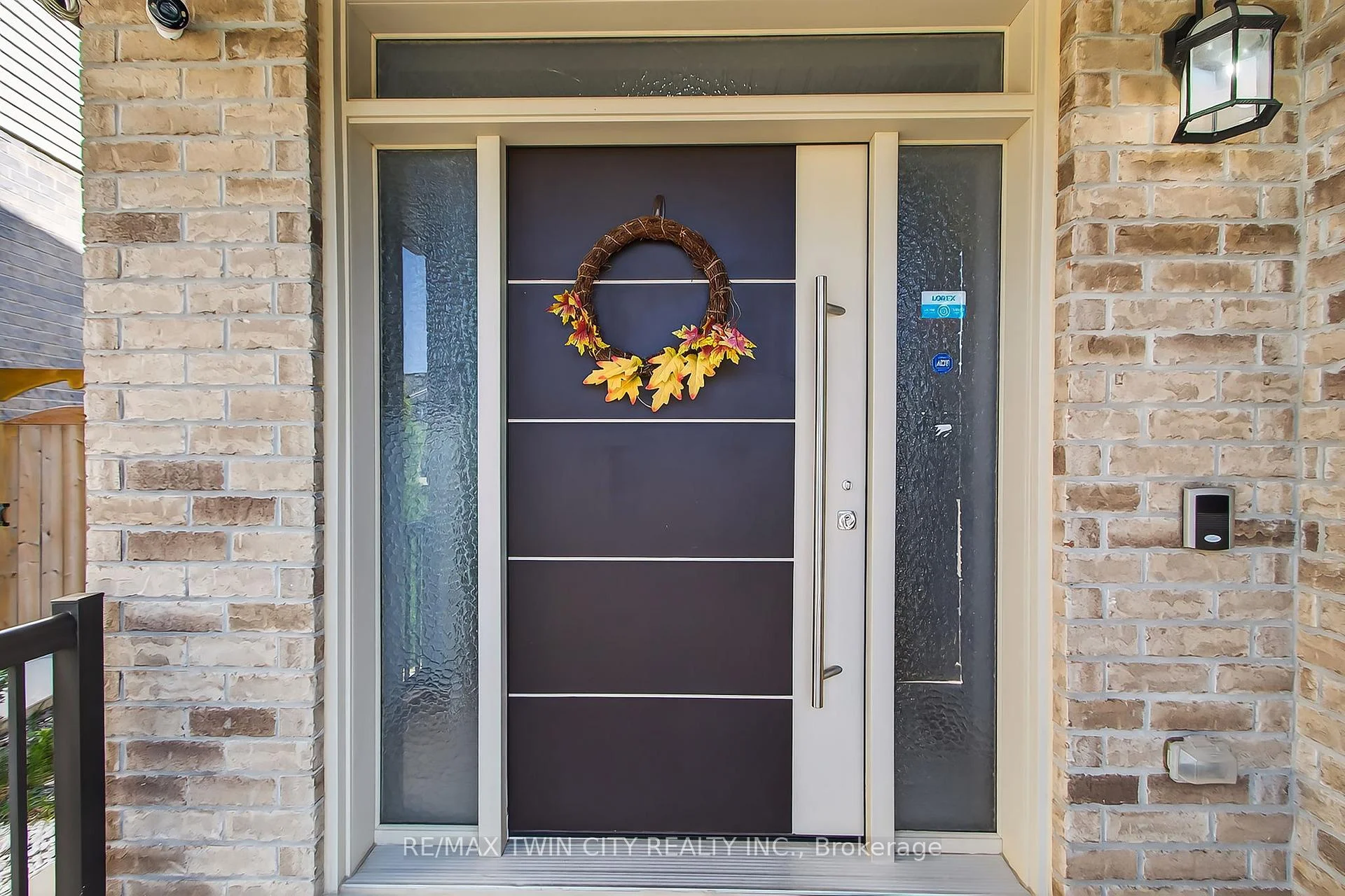 Photo 6 of 59 Netherwood Road, Kitchener, Doon South — HOMEH