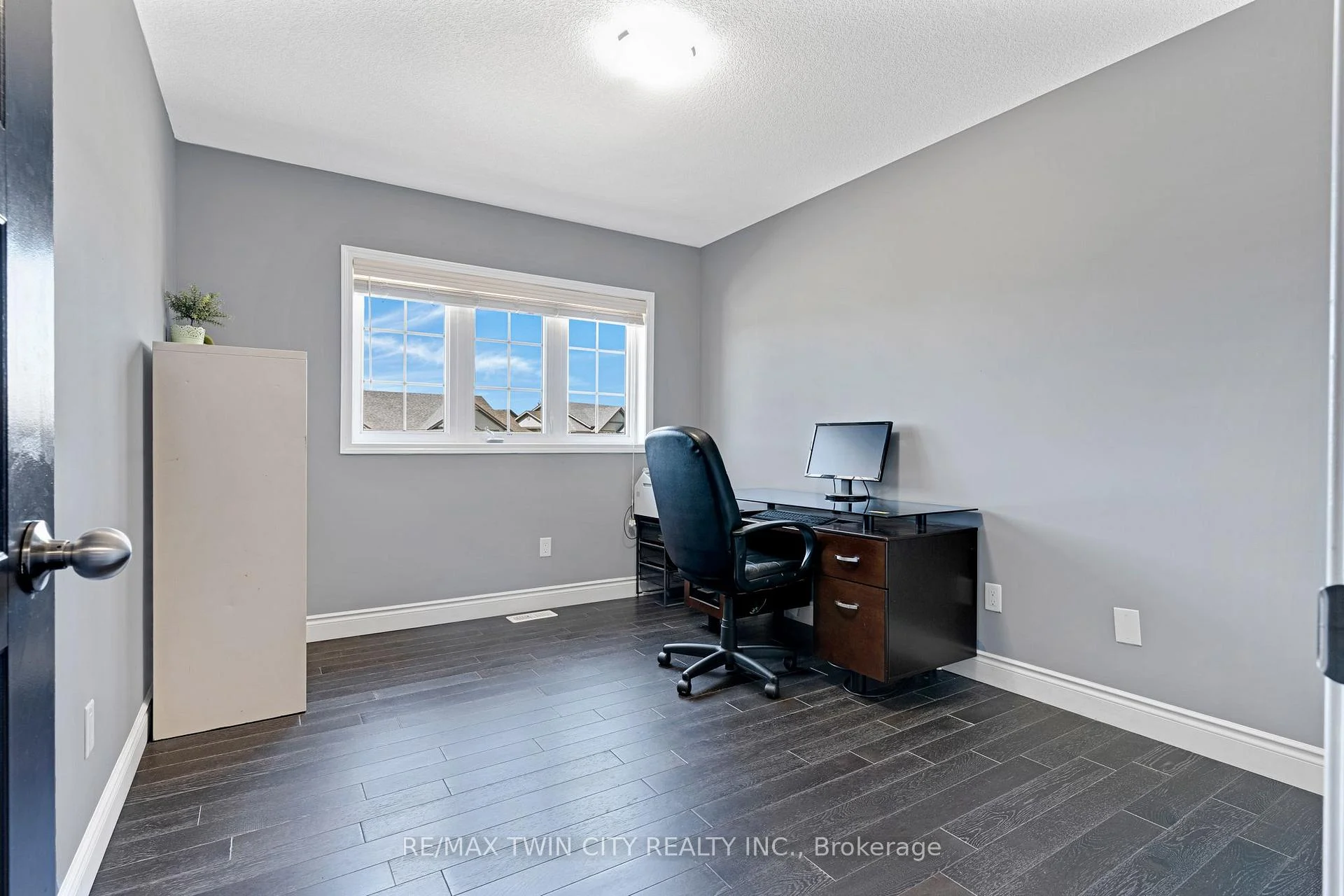 Photo 55 of 59 Netherwood Road, Kitchener, Doon South — HOMEH