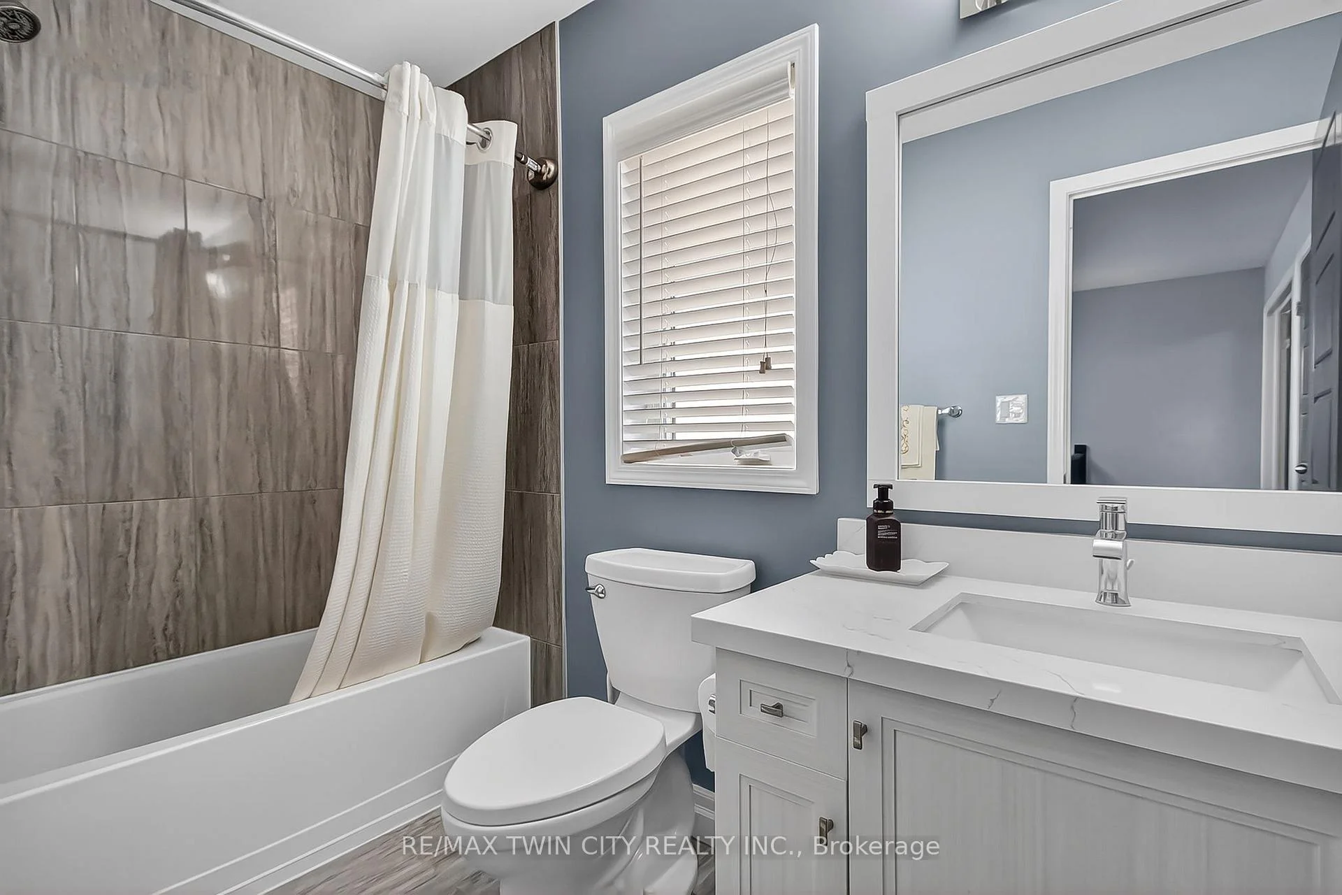 Photo 62 of 59 Netherwood Road, Kitchener, Doon South — HOMEH