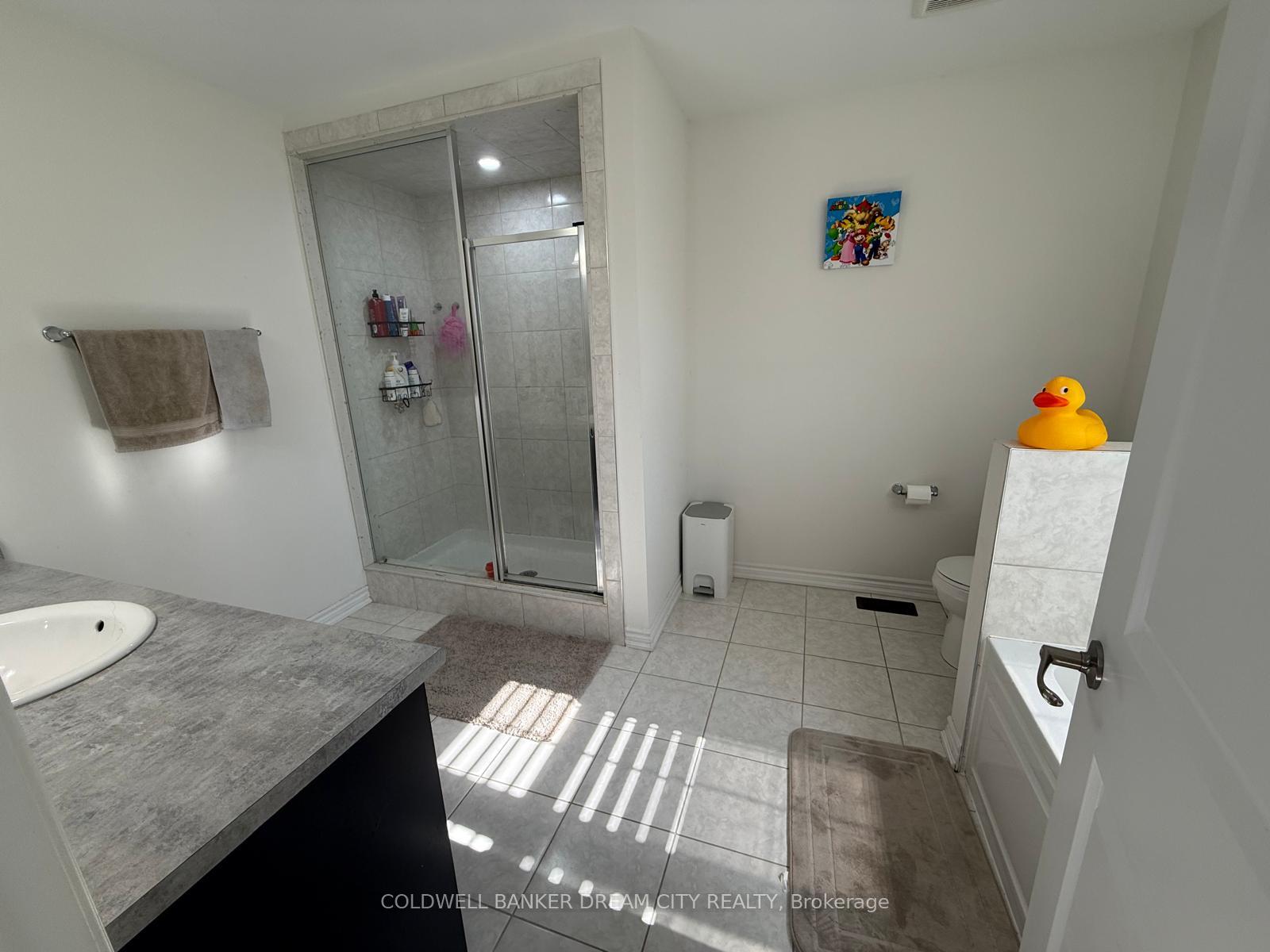 Photo 10 of 8 Moriarity Drive, Brant, Paris — HOMEH