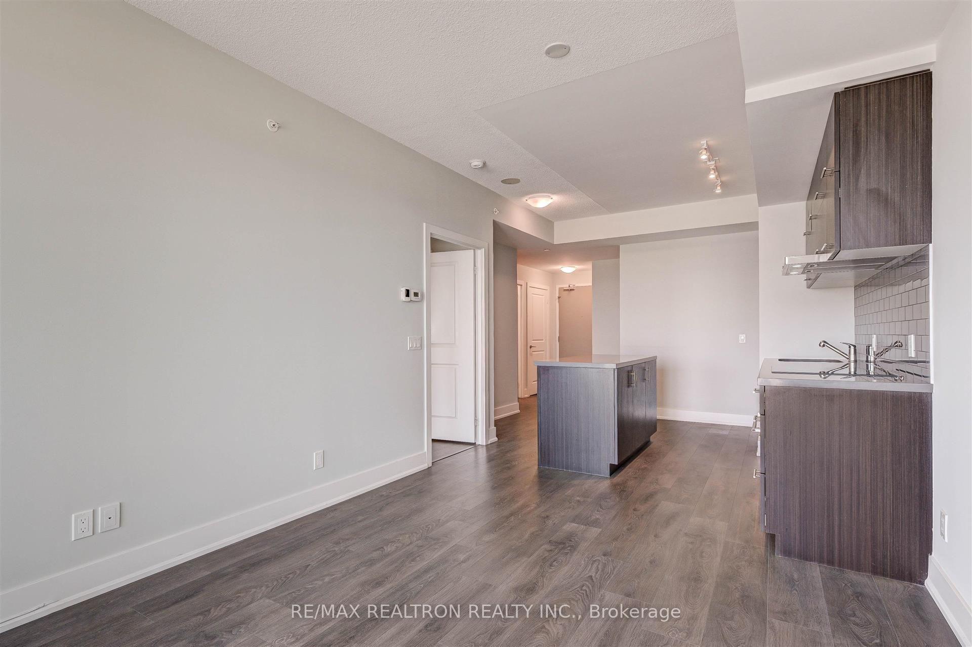Photo 14 of Unit 809, 180 Enterprise Boulevard, Markham, Unionville — HOMEH