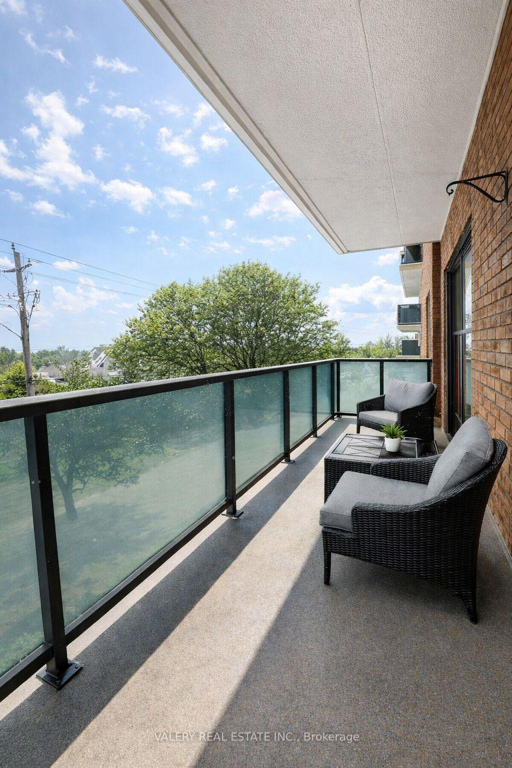 Photo 4 of Unit 207, 1780 Lawrence Avenue E, Scarborough, Wexford-Maryvale — HOMEH