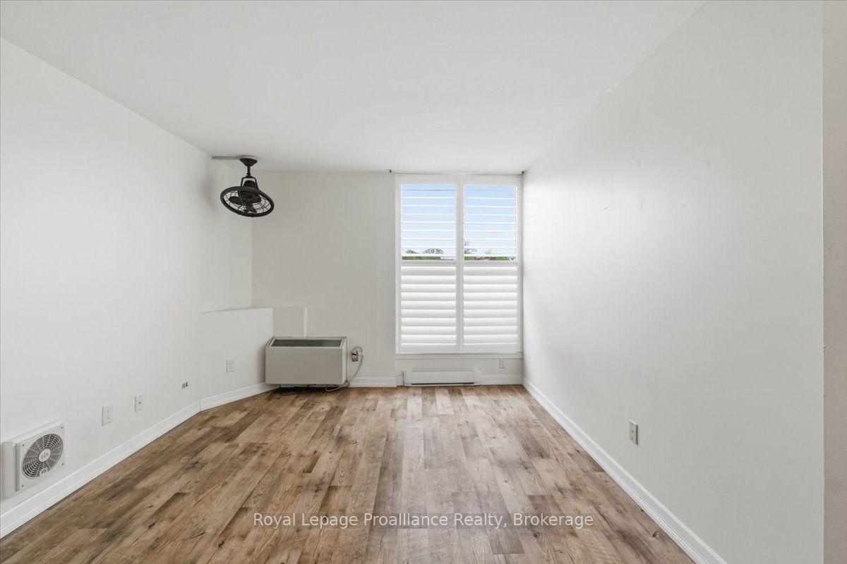 Photo 8 of Unit 504, 350 Front Street, Belleville, Belleville Ward — HOMEH