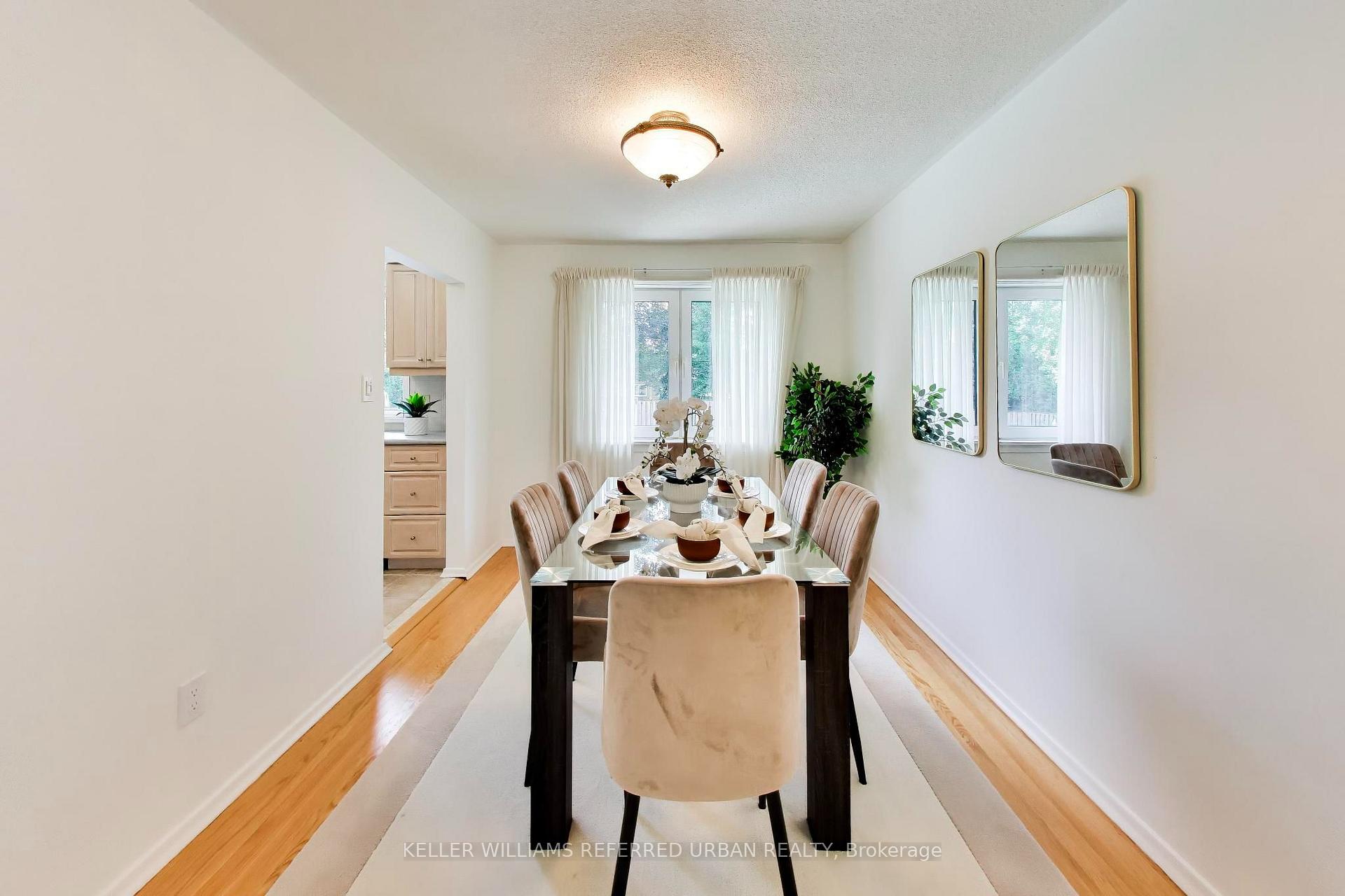 Photo 7 of 22 Crossbow Crescent, North York, Pleasant View — HOMEH