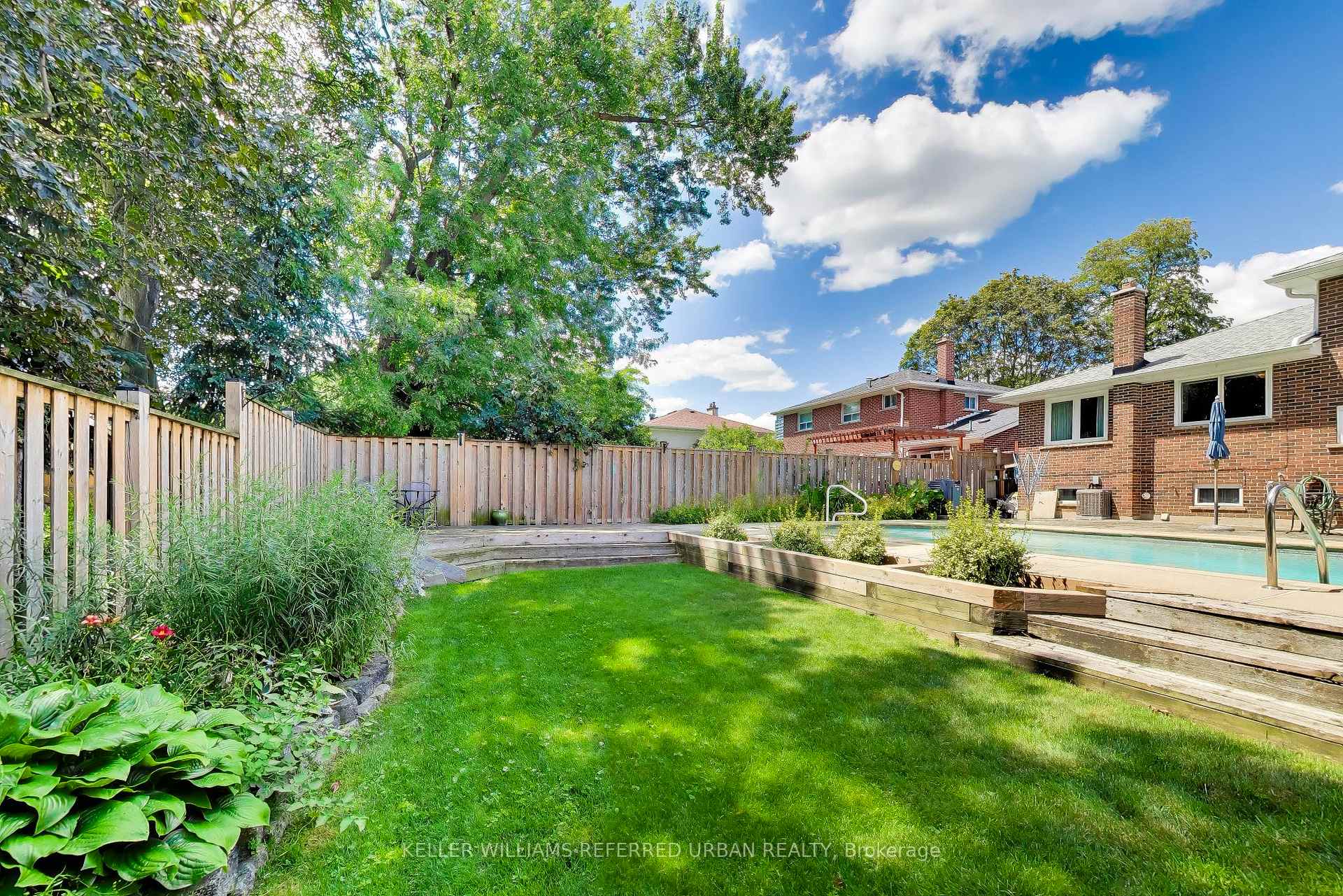 Photo 21 of 22 Crossbow Crescent, North York, Pleasant View — HOMEH