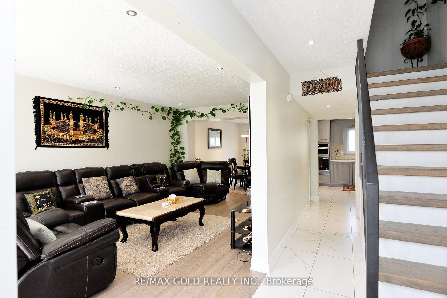 Photo 6 of 48 Garside Crescent, Brampton, Northgate — HOMEH