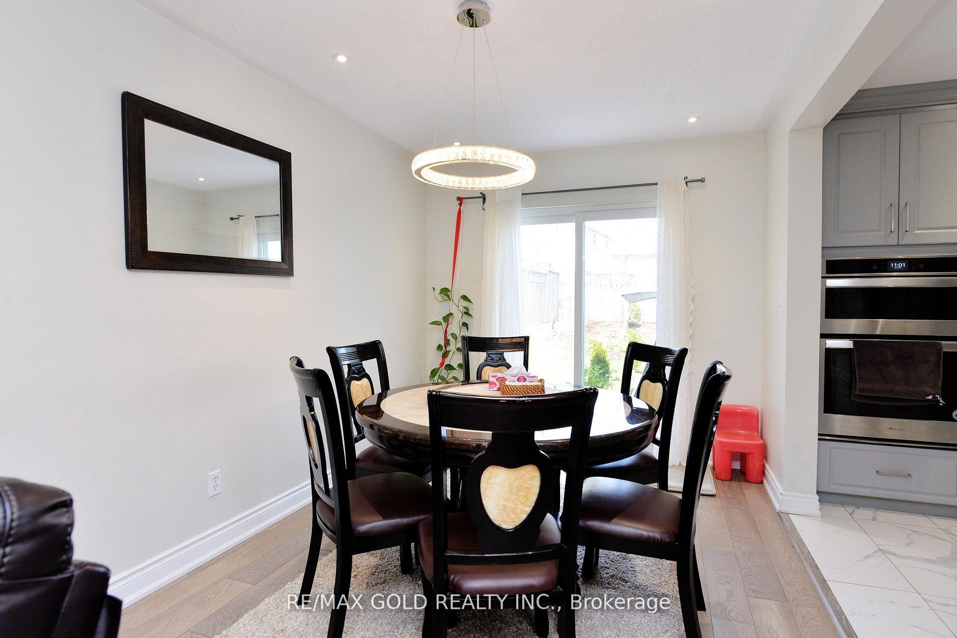 Photo 8 of 48 Garside Crescent, Brampton, Northgate — HOMEH