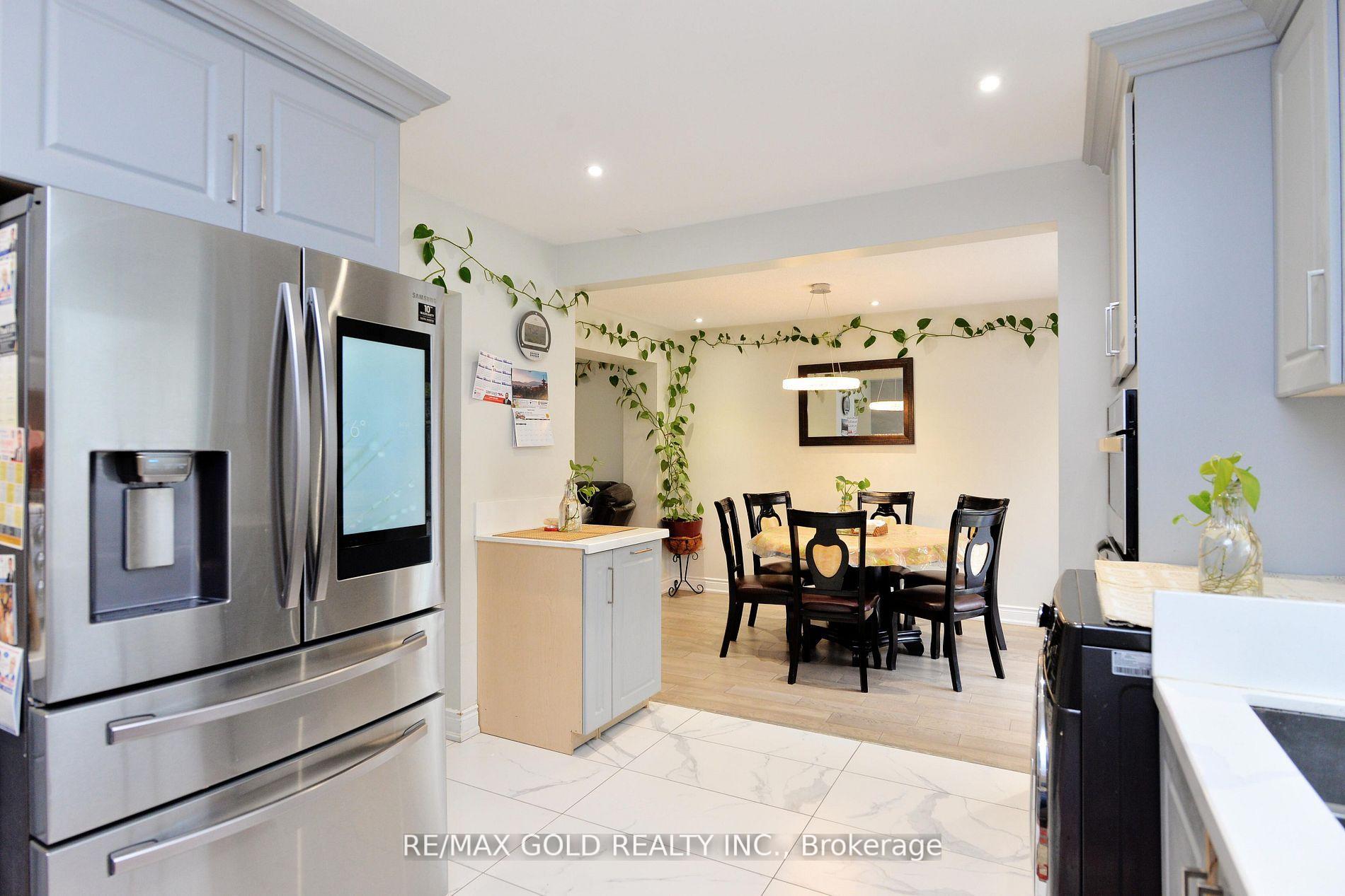 Photo 11 of 48 Garside Crescent, Brampton, Northgate — HOMEH