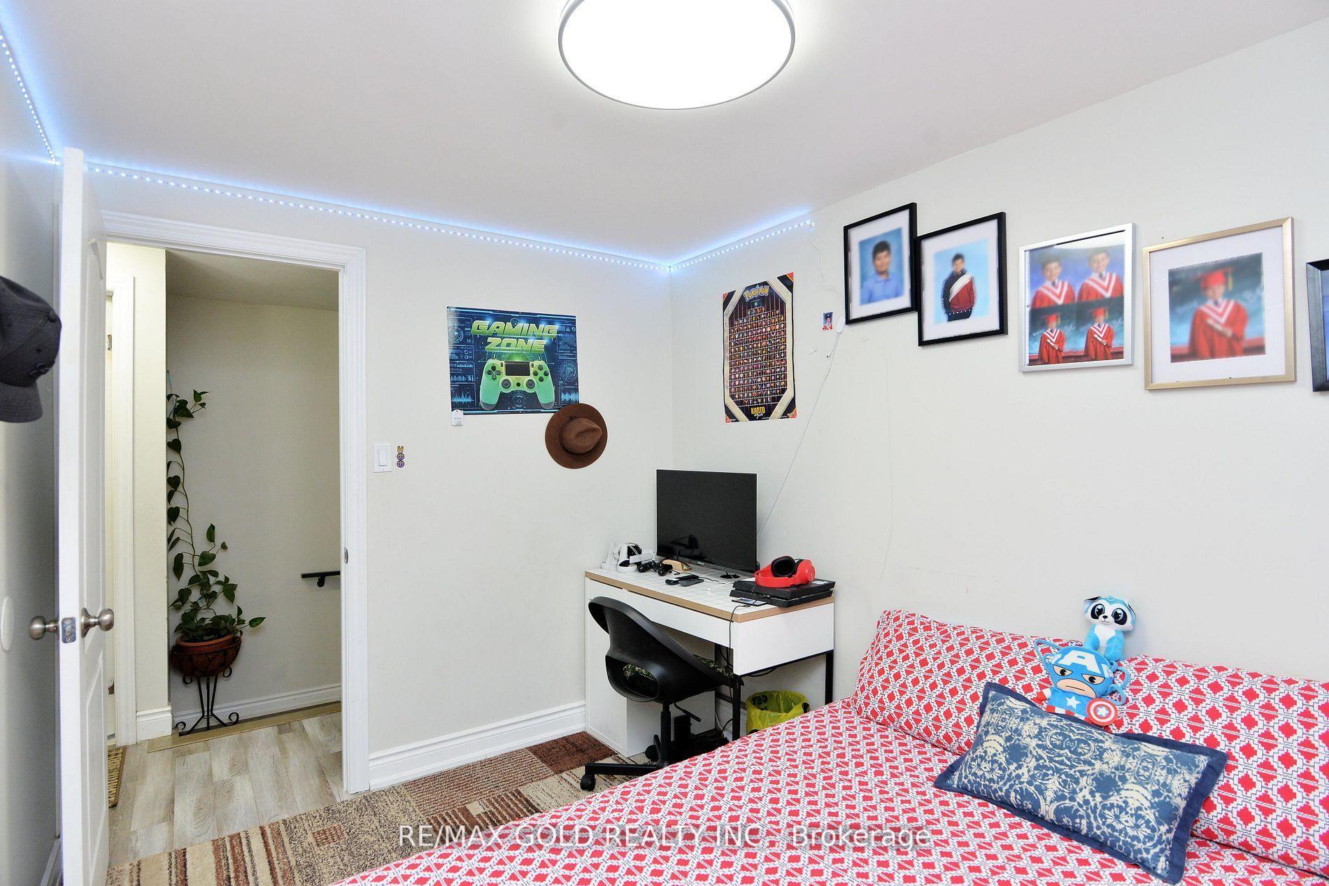 Photo 22 of 48 Garside Crescent, Brampton, Northgate — HOMEH