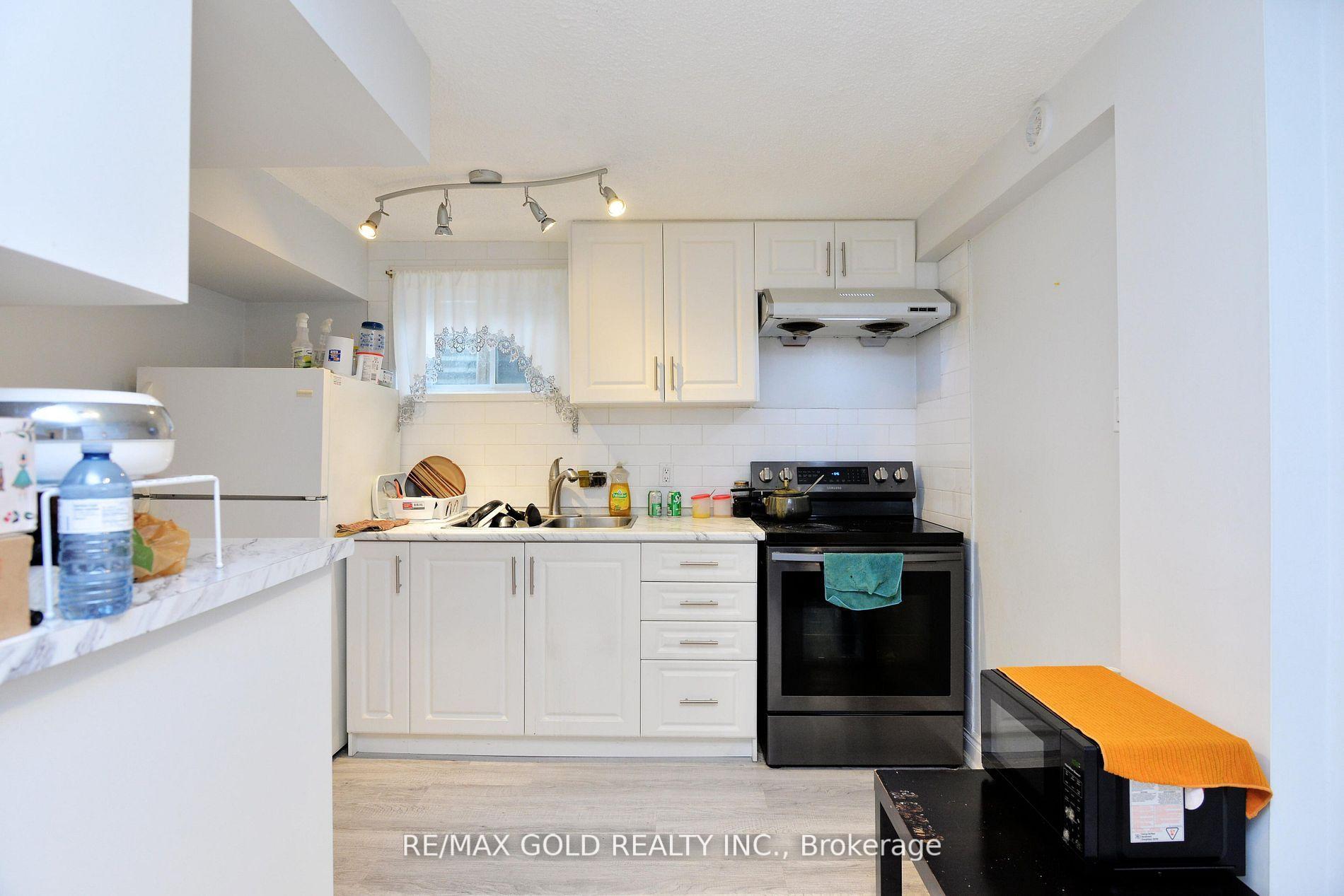 Photo 31 of 48 Garside Crescent, Brampton, Northgate — HOMEH