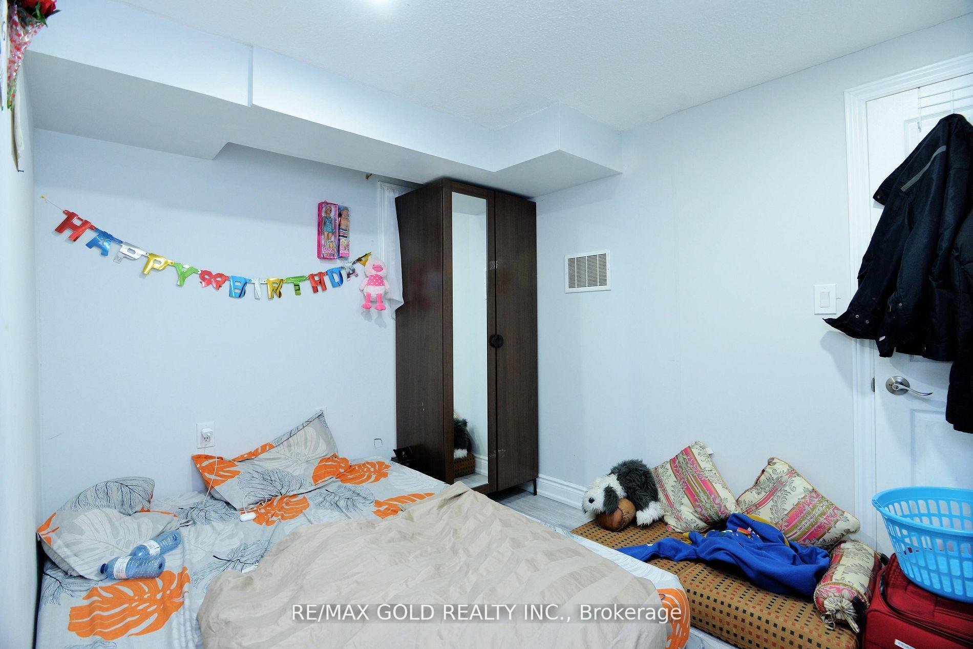 Photo 33 of 48 Garside Crescent, Brampton, Northgate — HOMEH