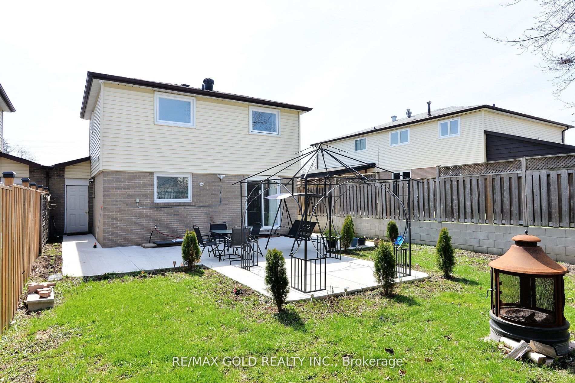 Photo 38 of 48 Garside Crescent, Brampton, Northgate — HOMEH