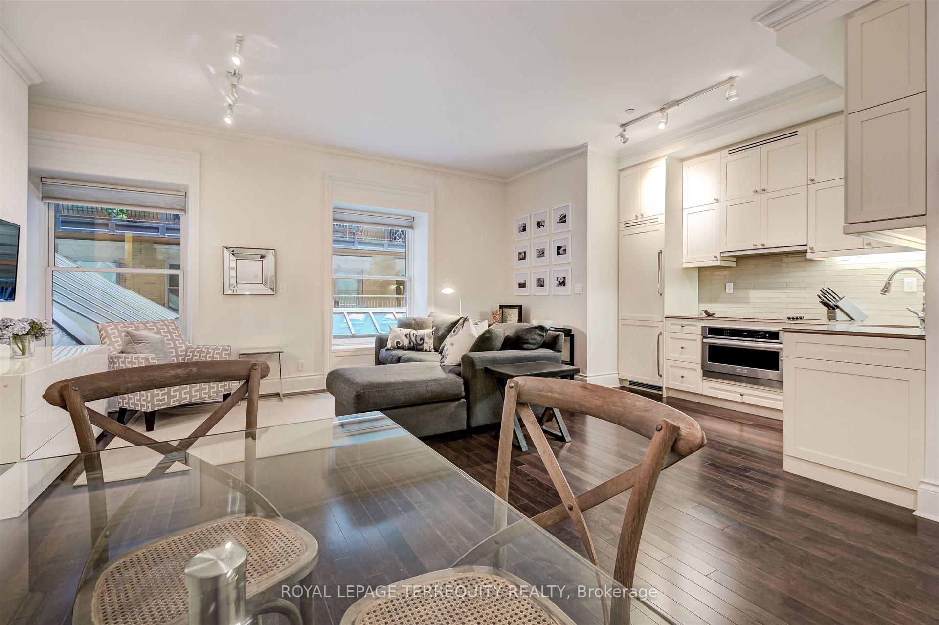 Photo 6 of Unit 332, 22 Leader Lane, Toronto, Church-Yonge Corridor — HOMEH