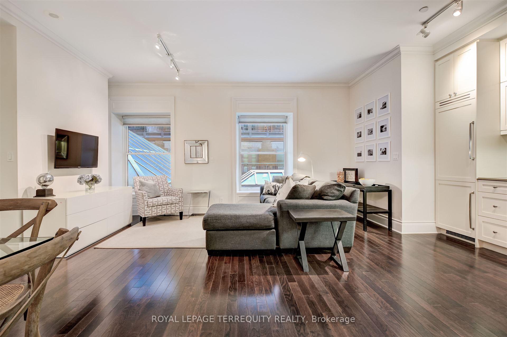 Photo 8 of Unit 332, 22 Leader Lane, Toronto, Church-Yonge Corridor — HOMEH