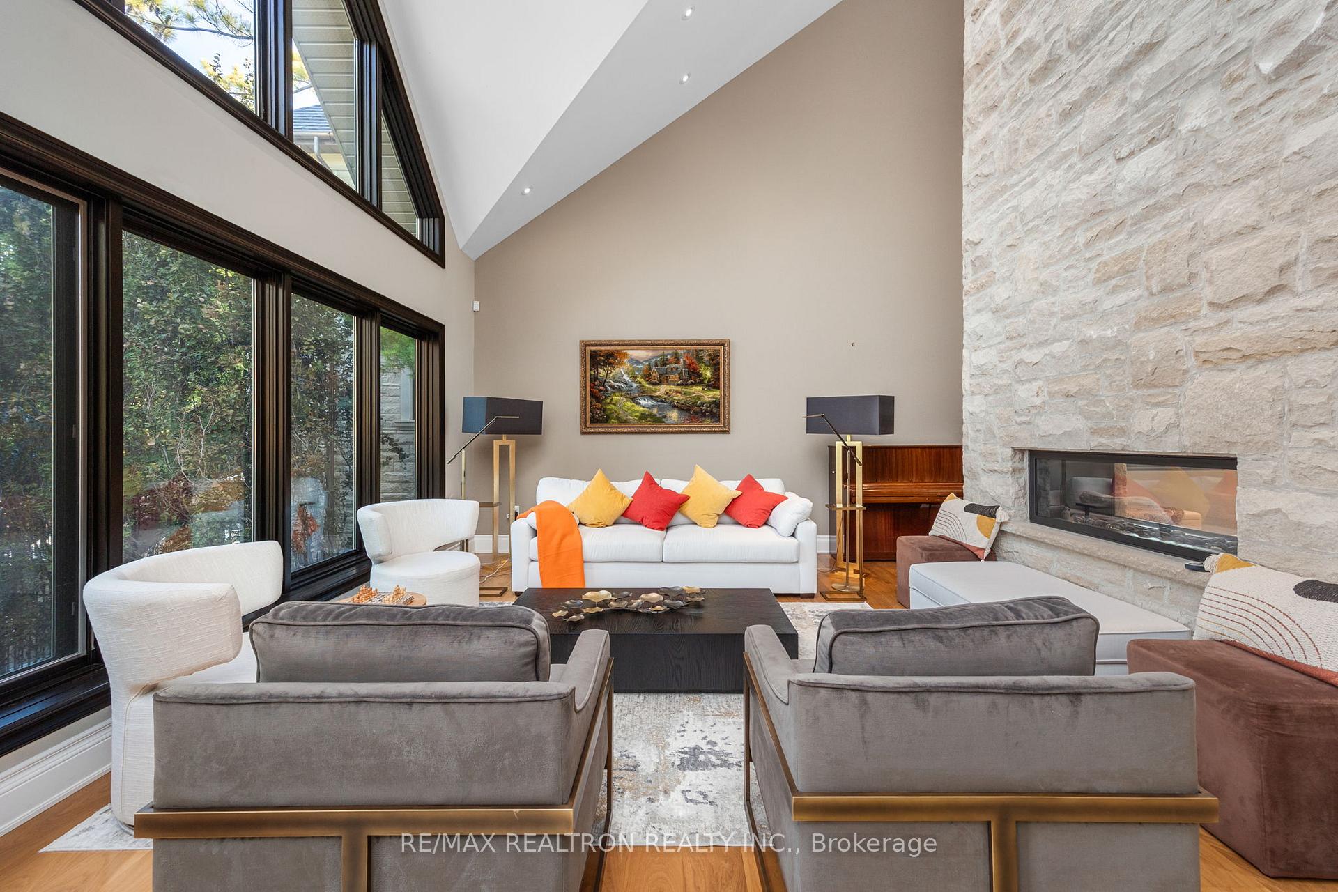 Photo 9 of 80 Forest Grove Drive, North York, Bayview Village — HOMEH